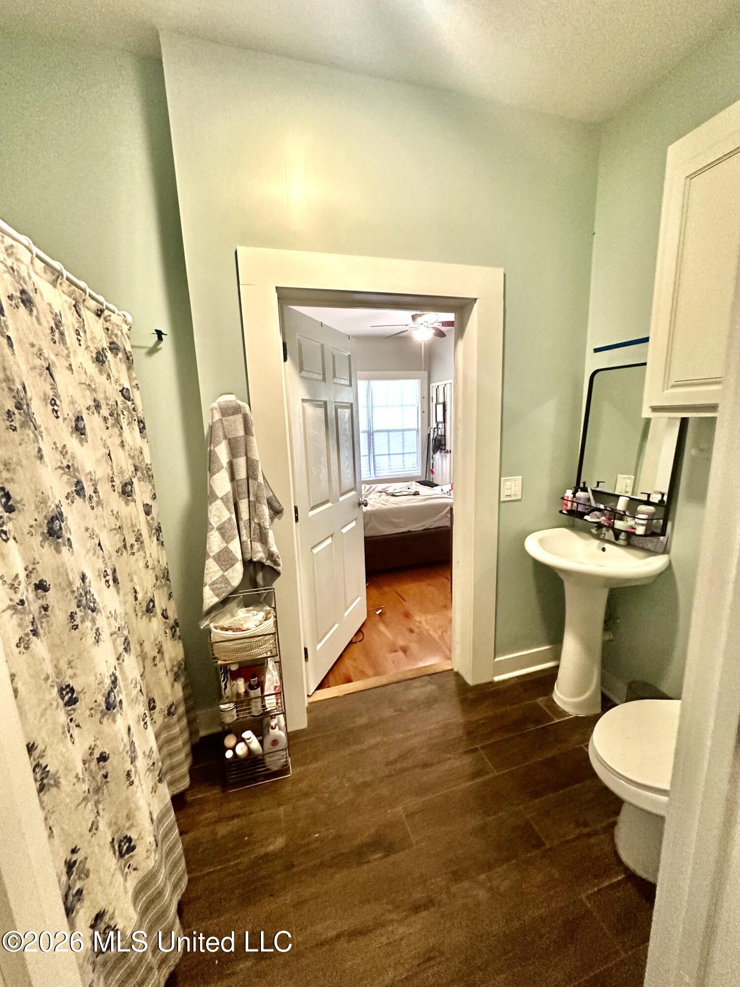 423 Natchez Avenue Property Photo 8