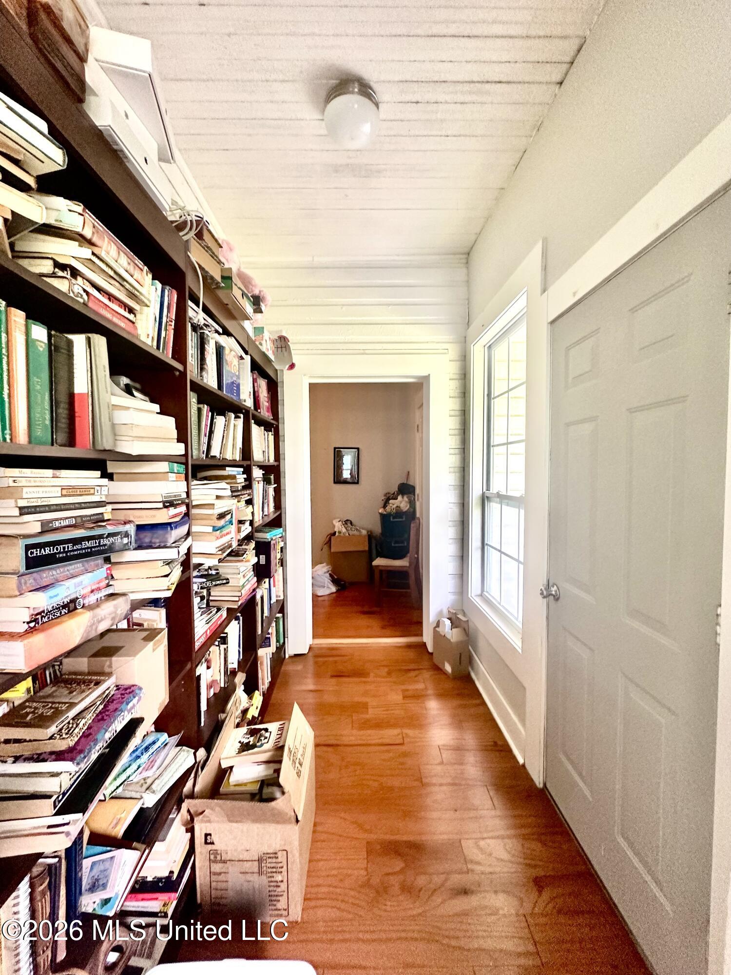 423 Natchez Avenue Property Photo 22