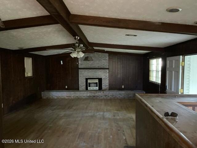 405 Springdale Drive Property Photo 5