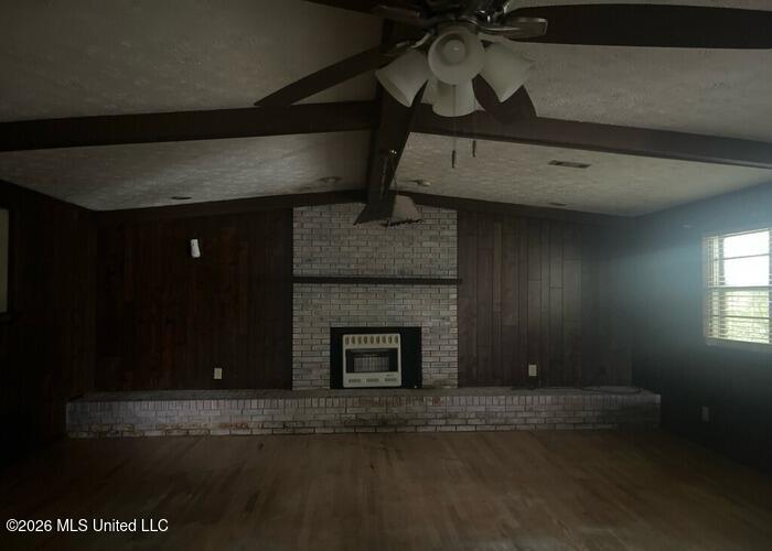 405 Springdale Drive Property Photo 6