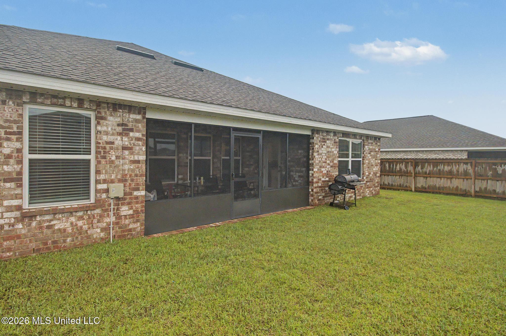 9317 Lexi Lane Property Photo 18