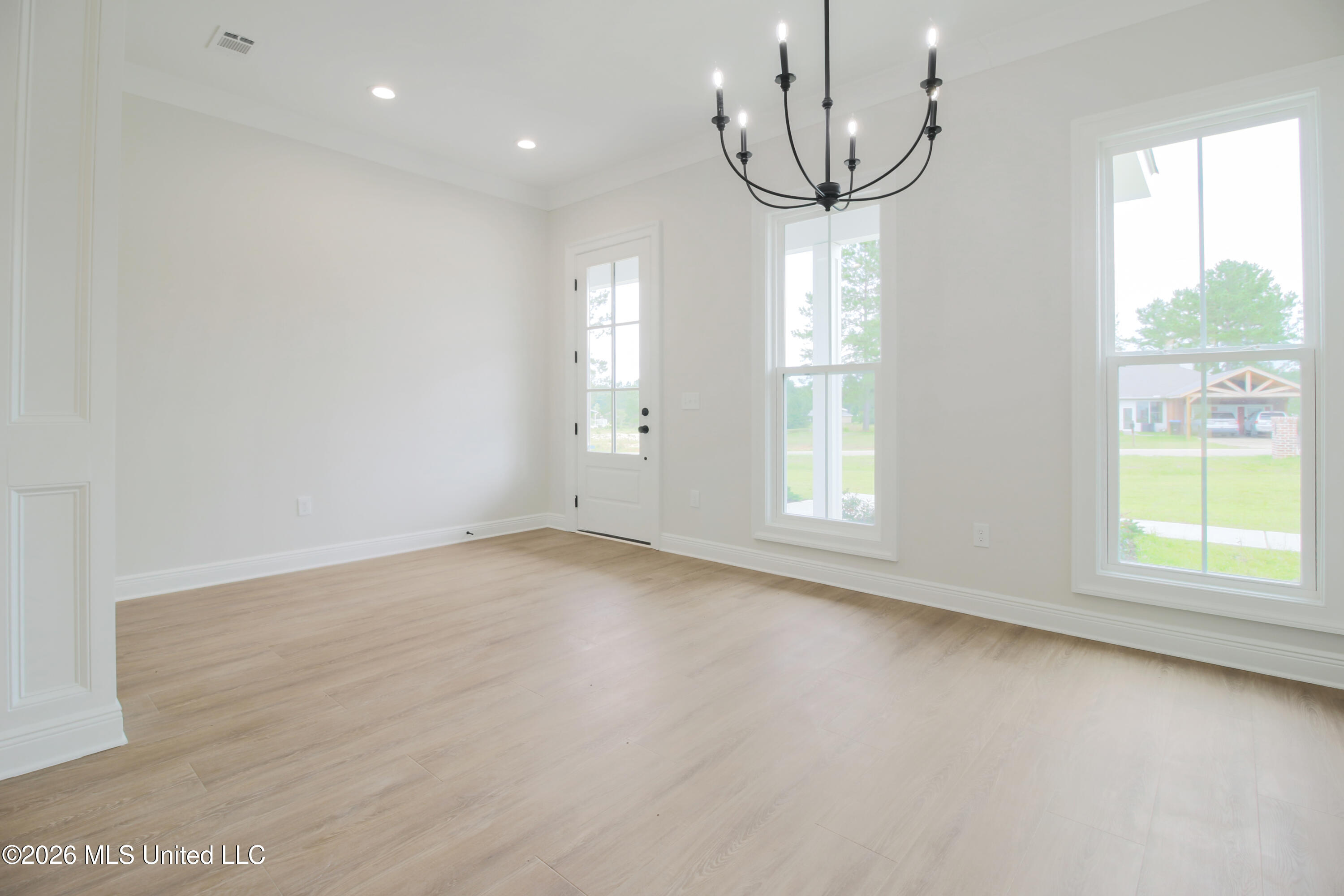 119 Clear Lake Road Property Photo 8