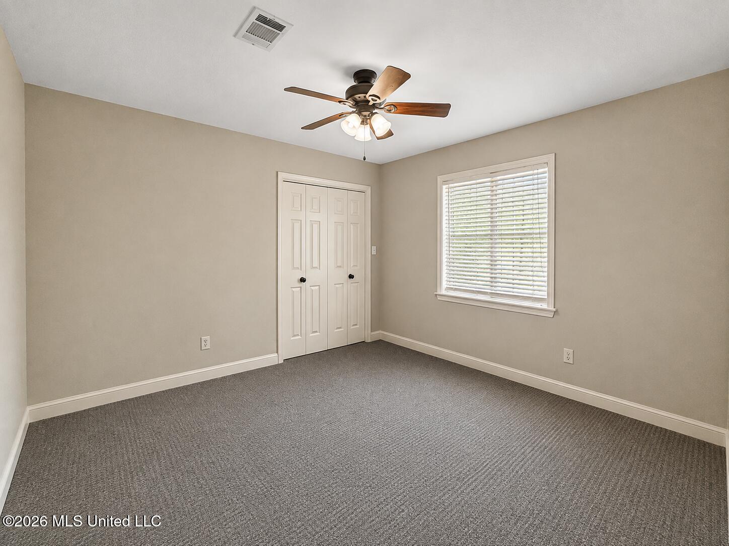 220 Cobblestone Drive Property Photo 13