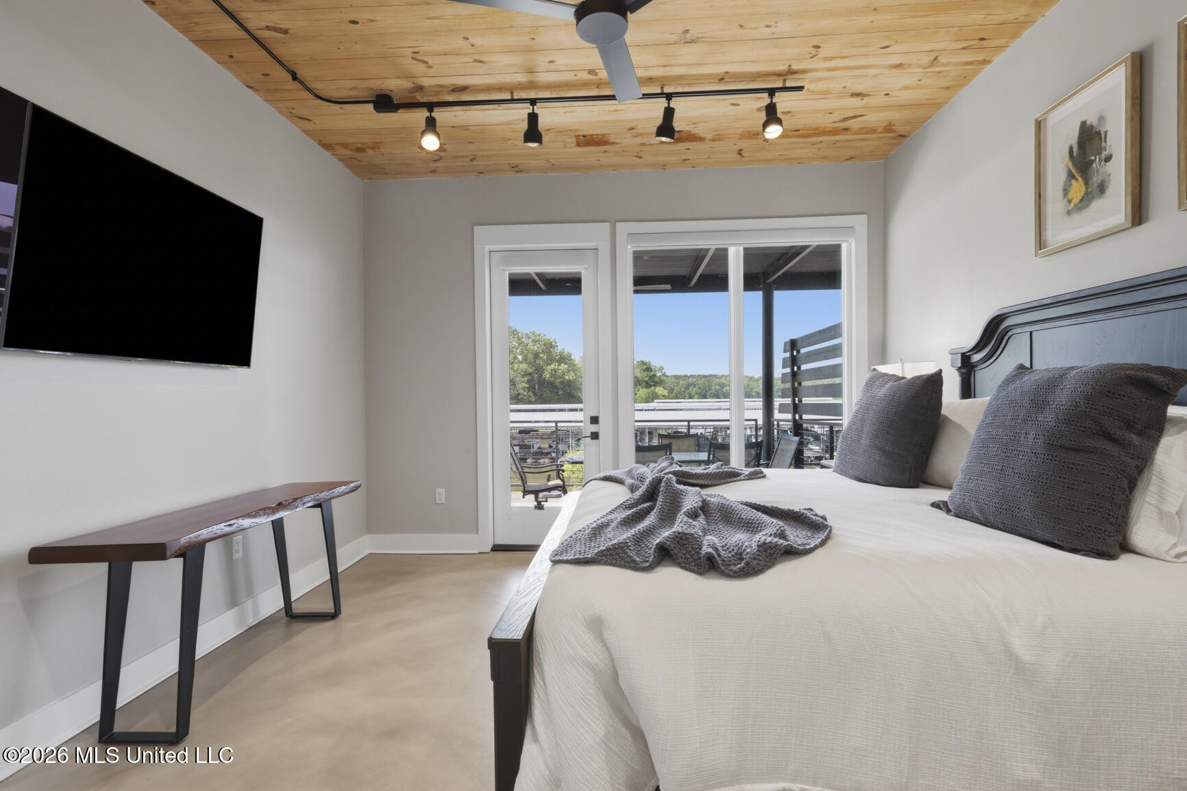 145 Republic Street Property Photo 21