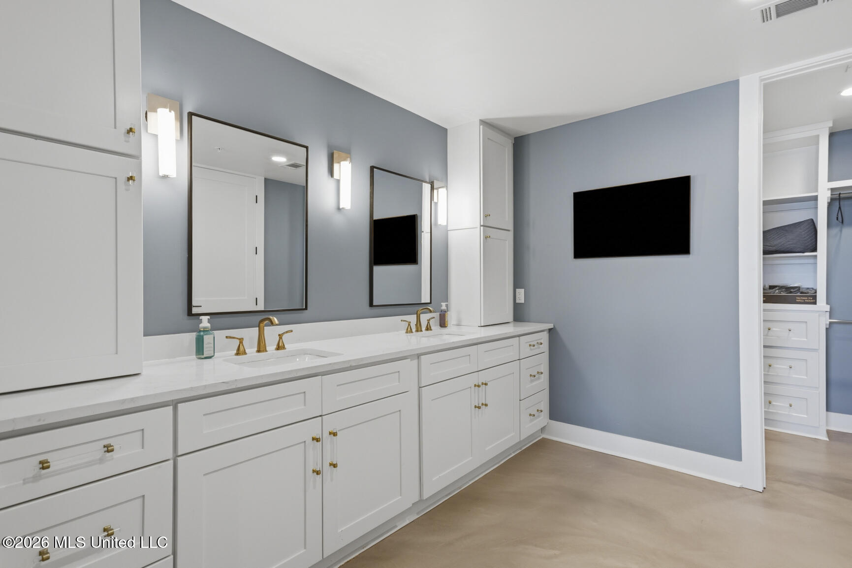 145 Republic Street Property Photo 23