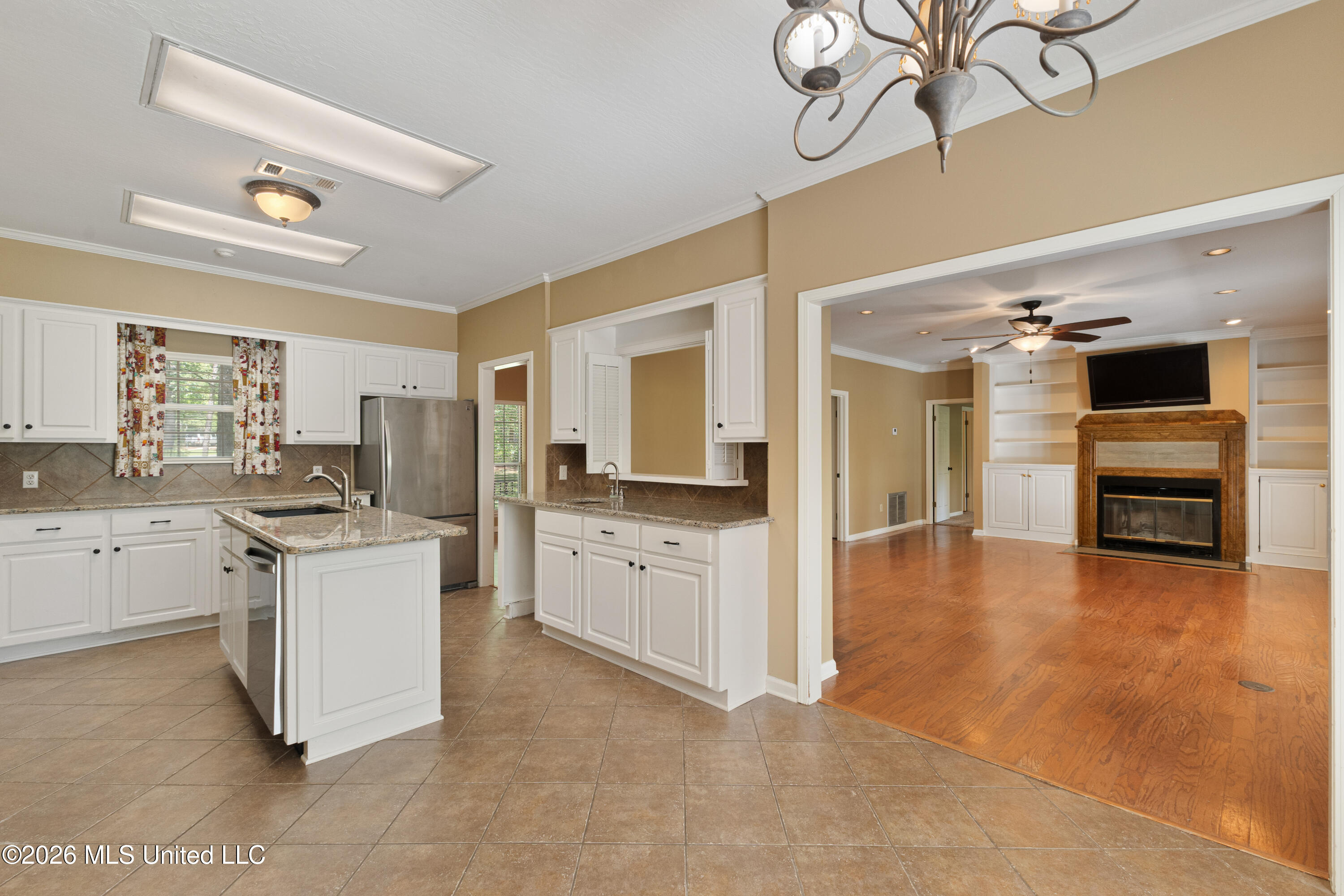 87 Fairlake Drive Property Photo 18