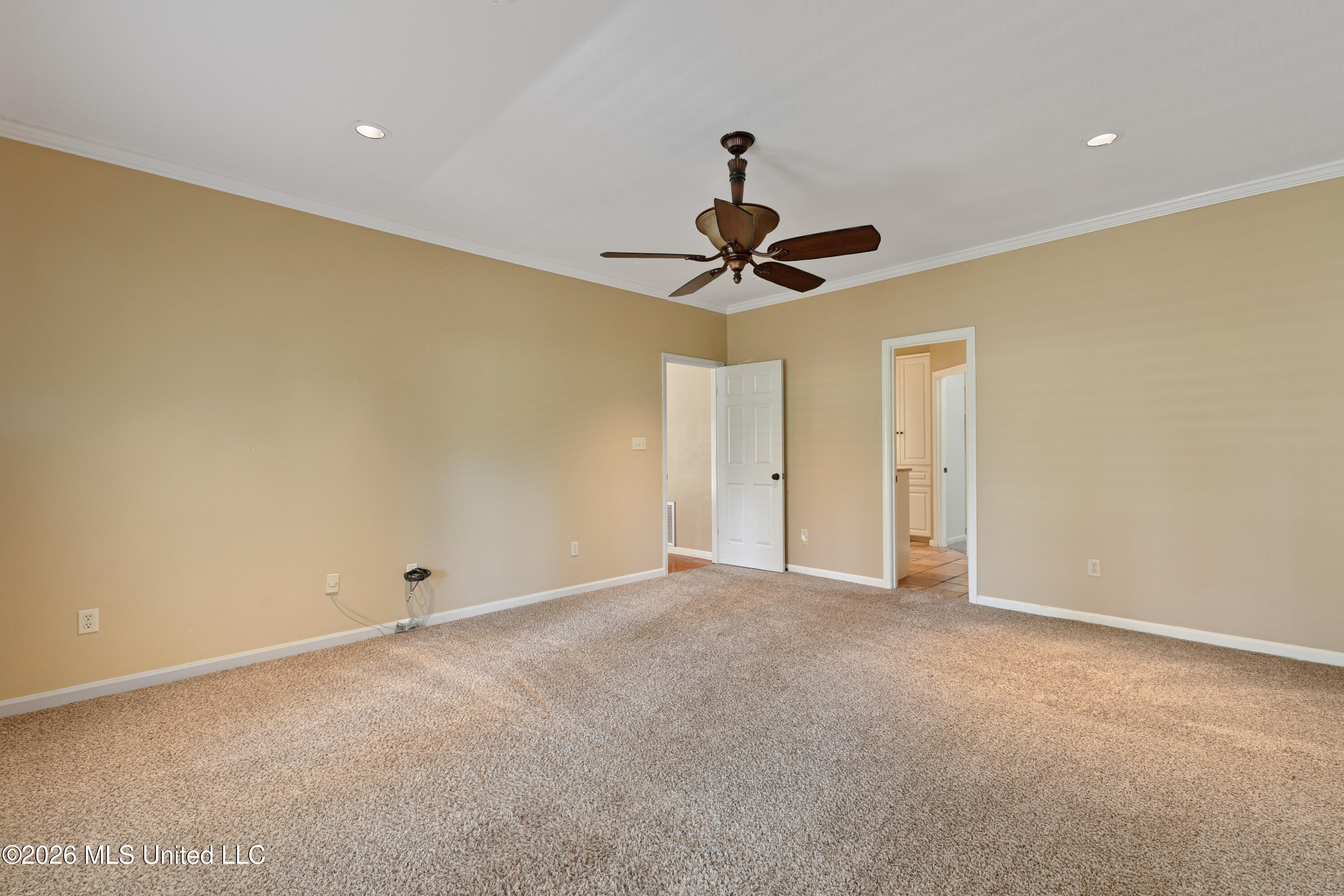 87 Fairlake Drive Property Photo 23