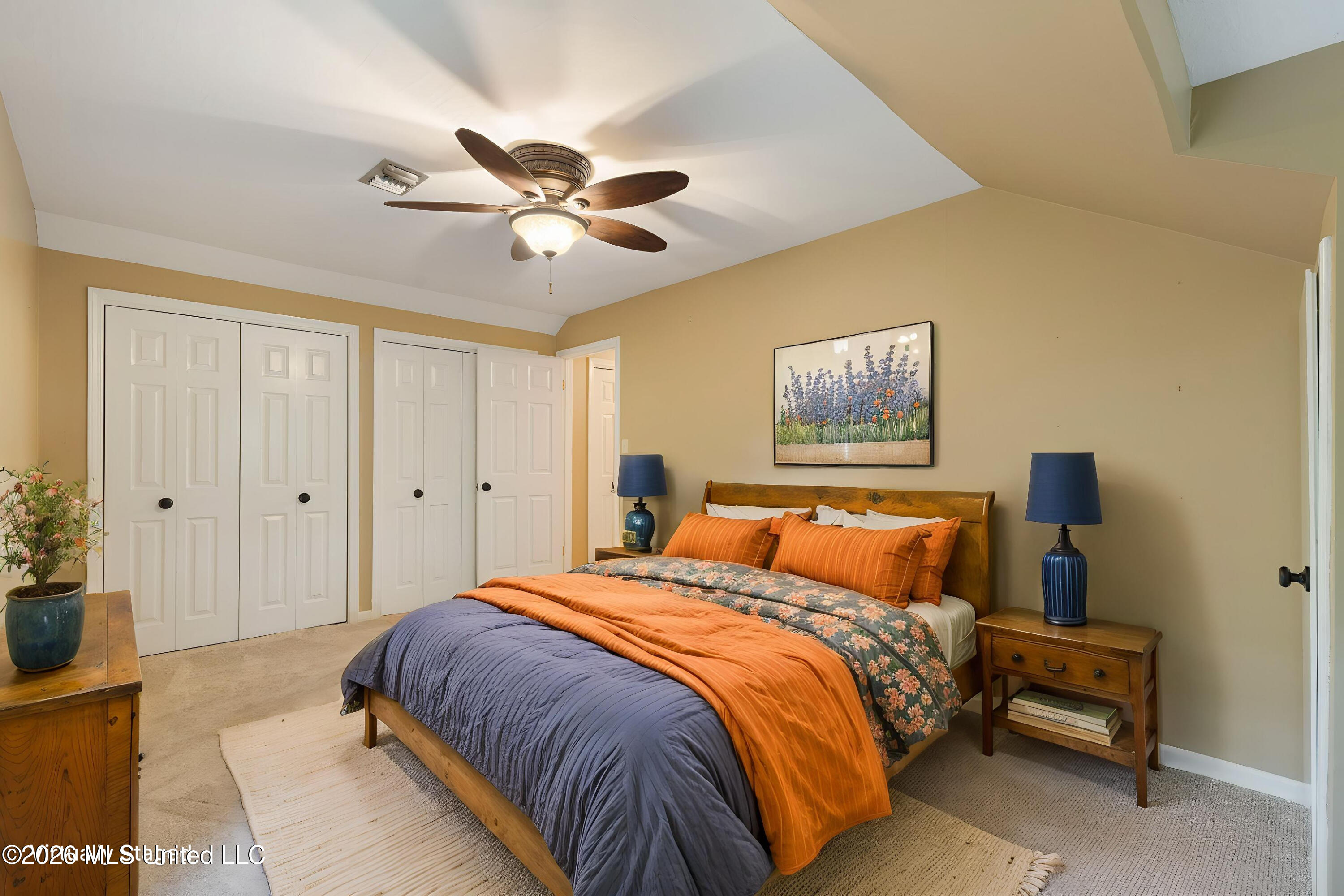 87 Fairlake Drive Property Photo 34