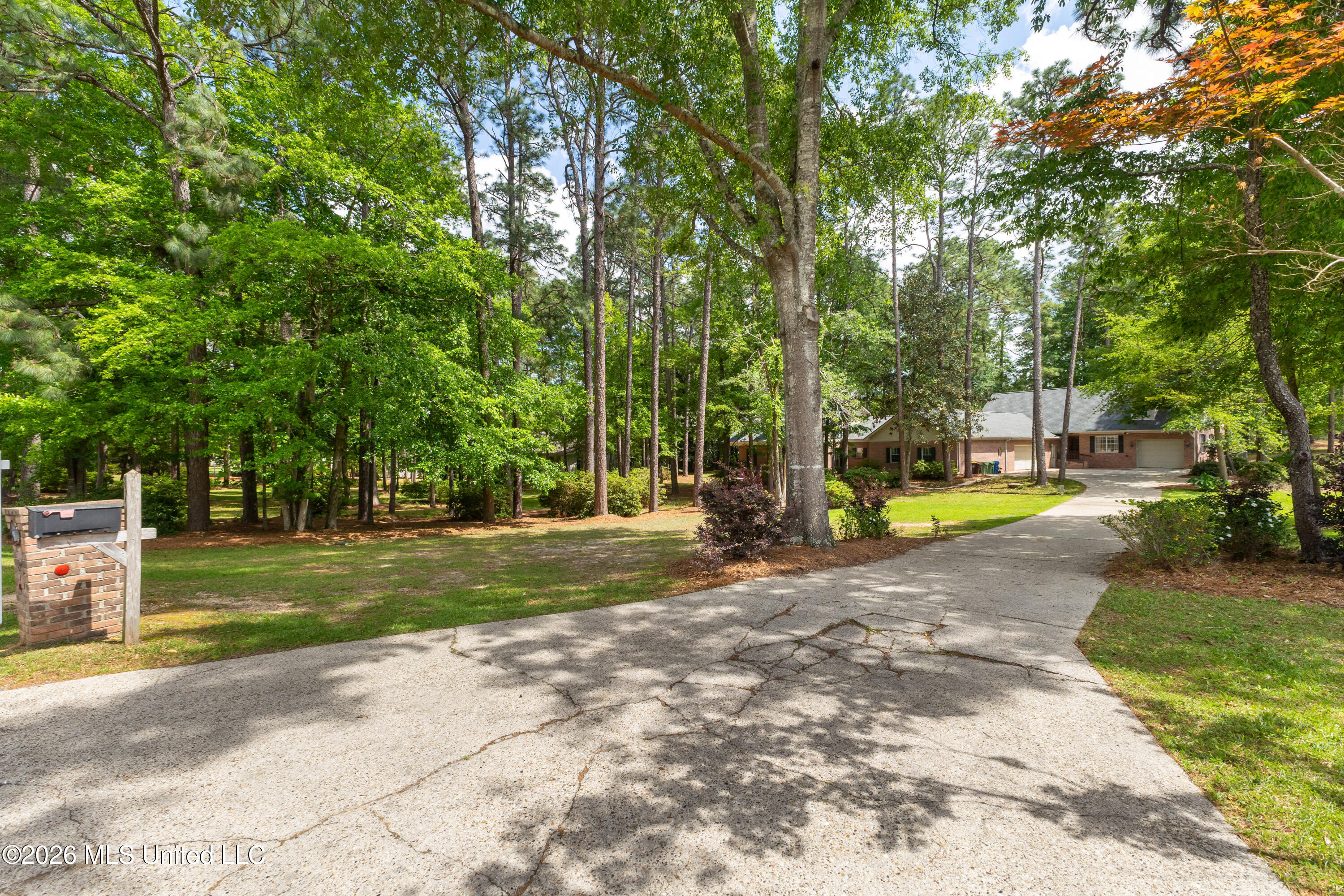 87 Fairlake Drive Property Photo 66