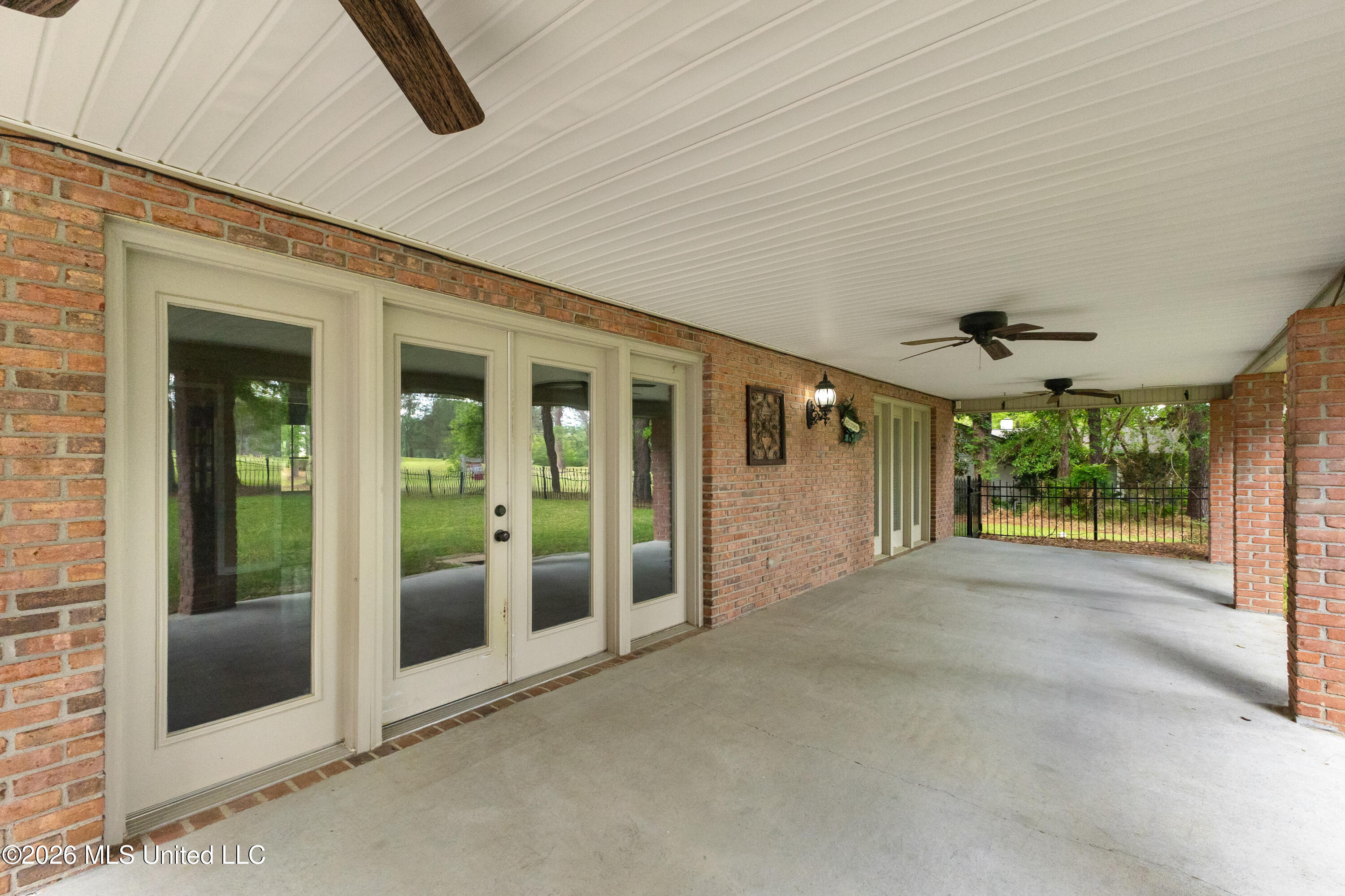 87 Fairlake Drive Property Photo 68