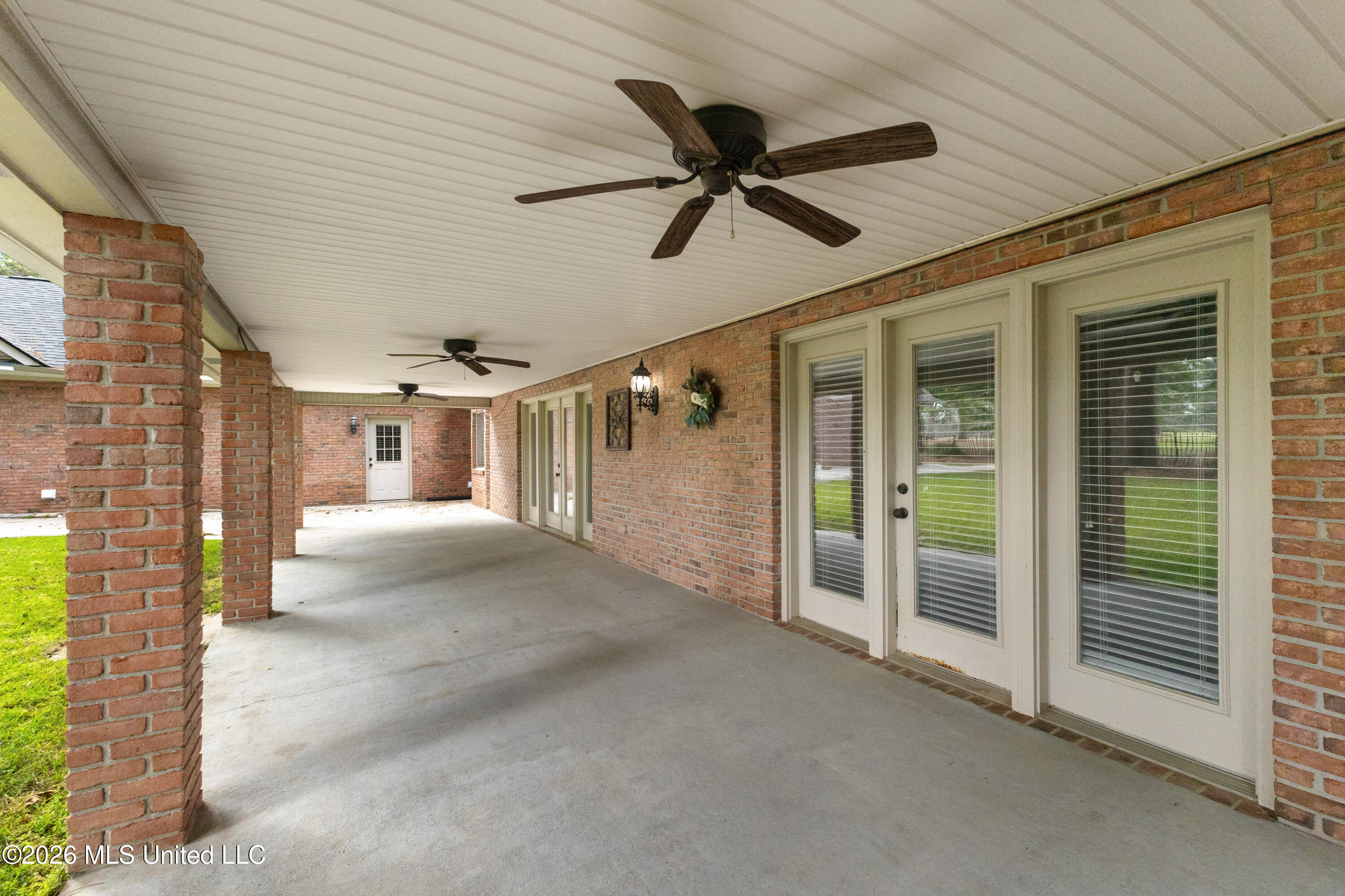 87 Fairlake Drive Property Photo 69