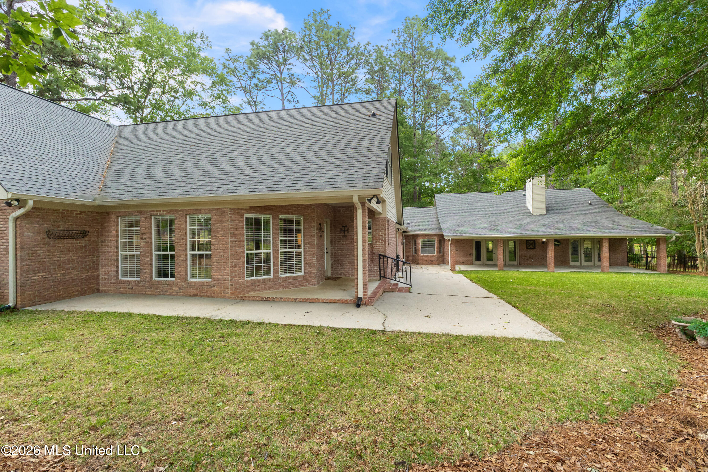 87 Fairlake Drive Property Photo 71