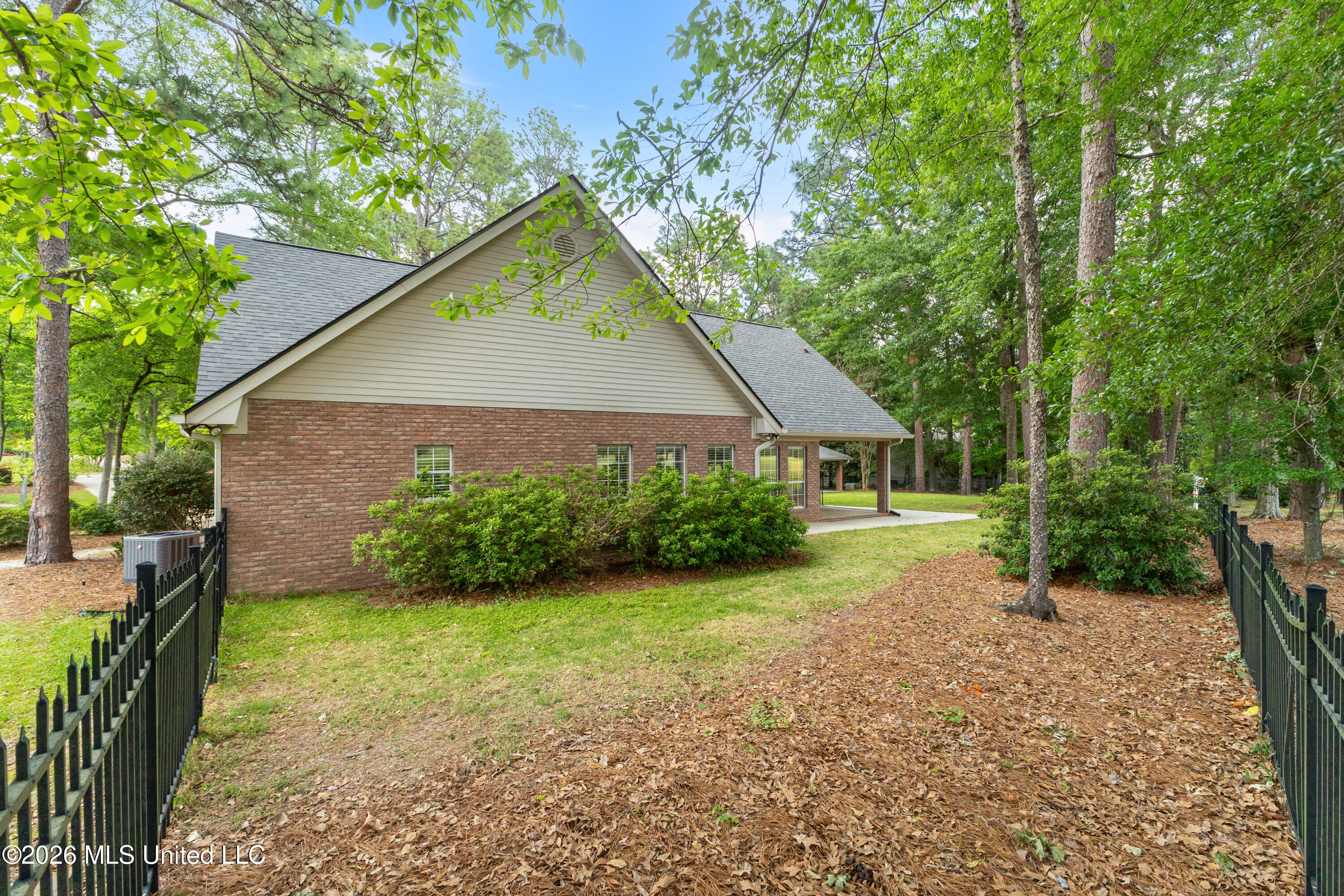 87 Fairlake Drive Property Photo 72