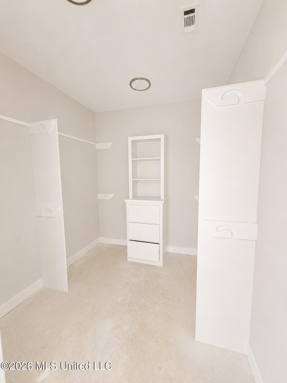 708 Kathleen Drive Property Photo 10