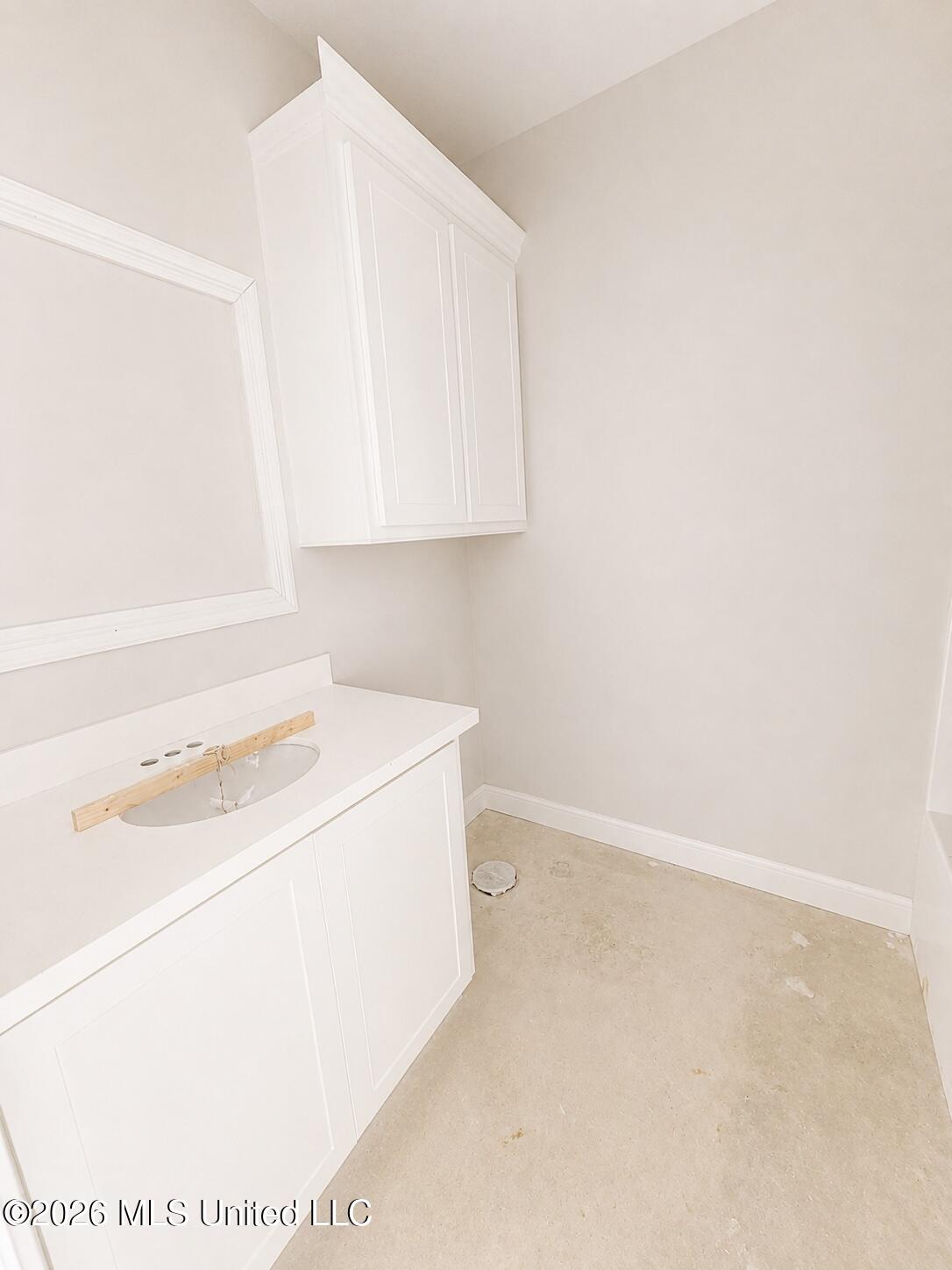 708 Kathleen Drive Property Photo 12