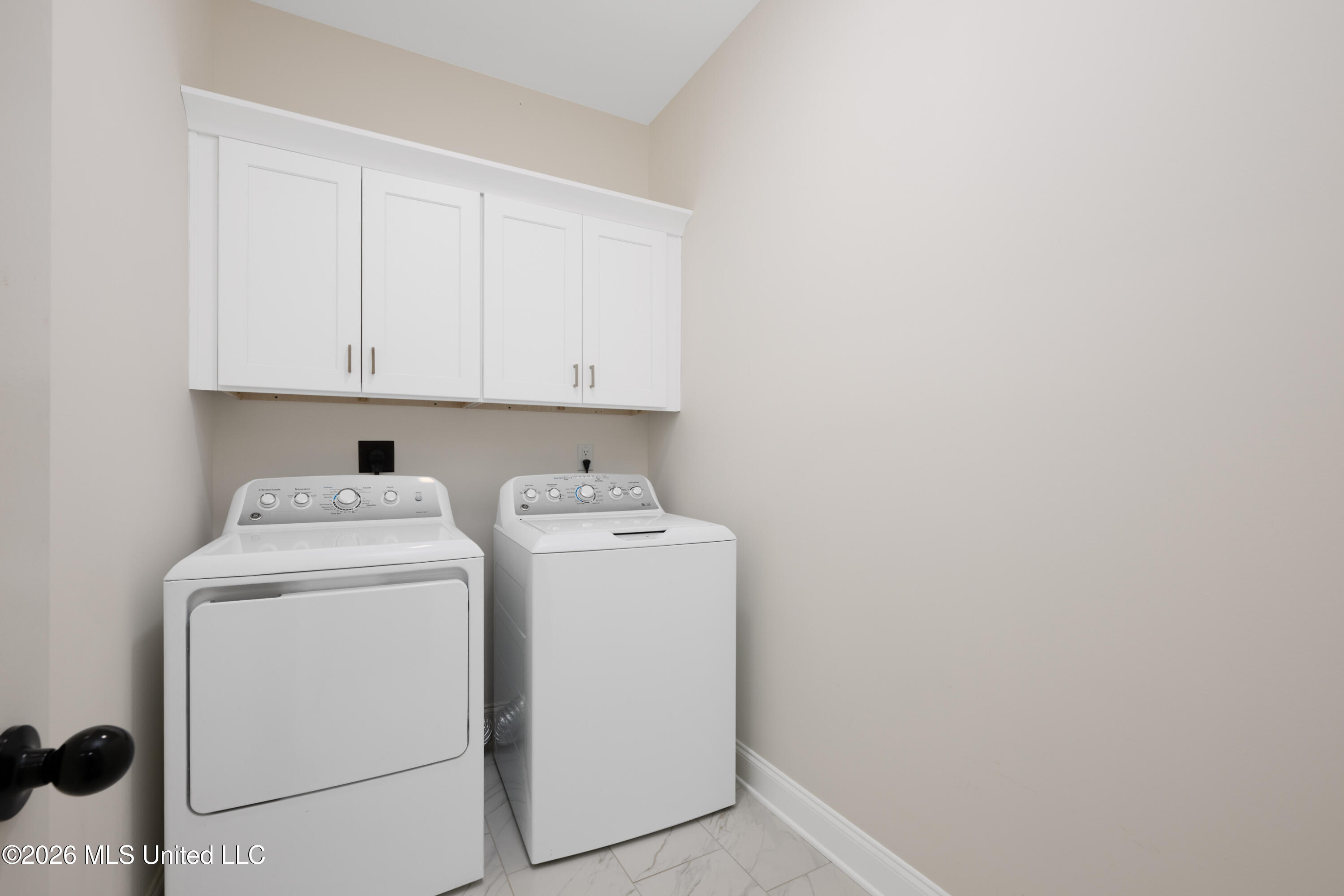 2866 High Pointe Avenue Property Photo 24