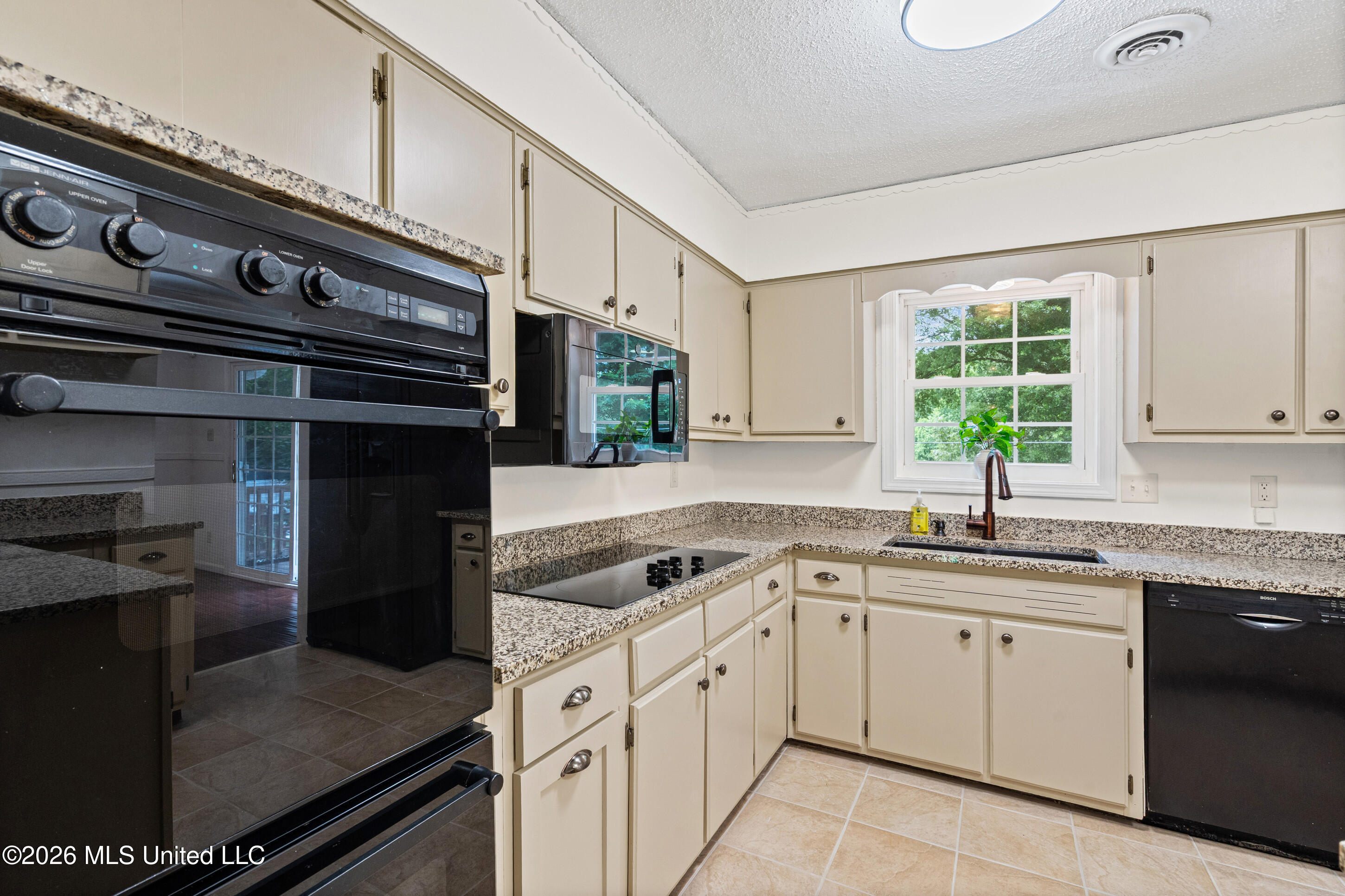 7145 Westbranch Road Property Photo 4