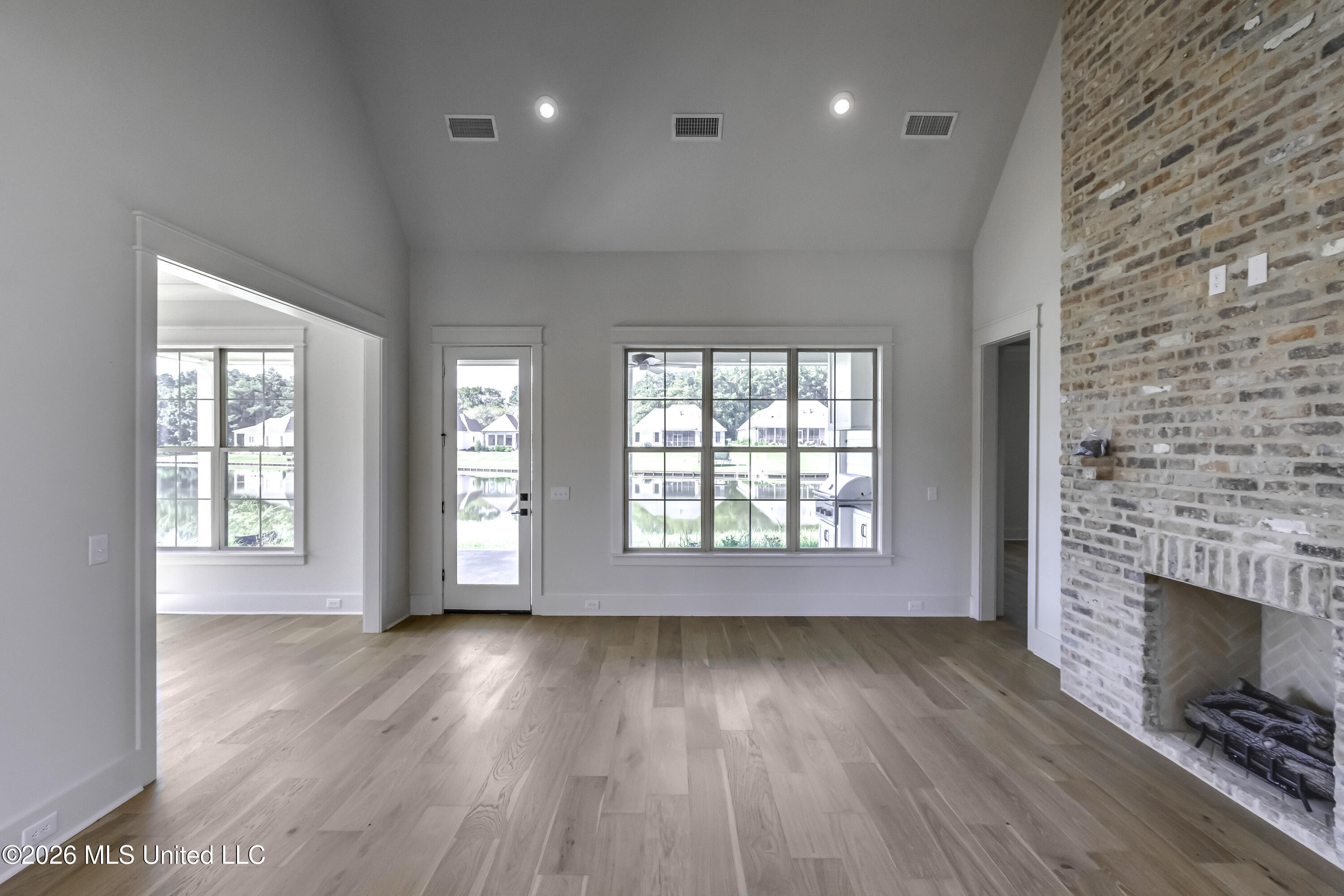 107 Katherine Lane Property Photo 13