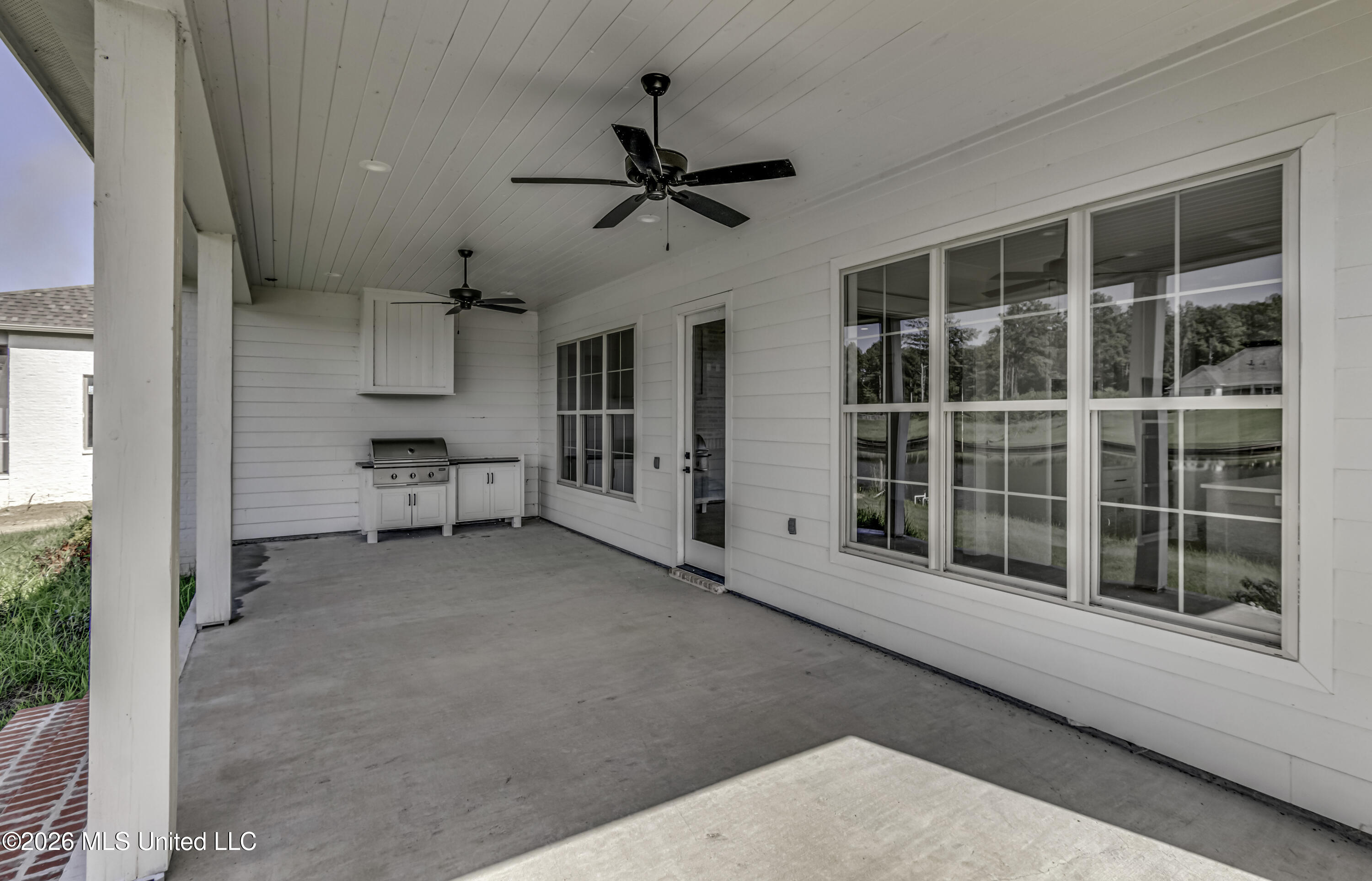 107 Katherine Lane Property Photo 49