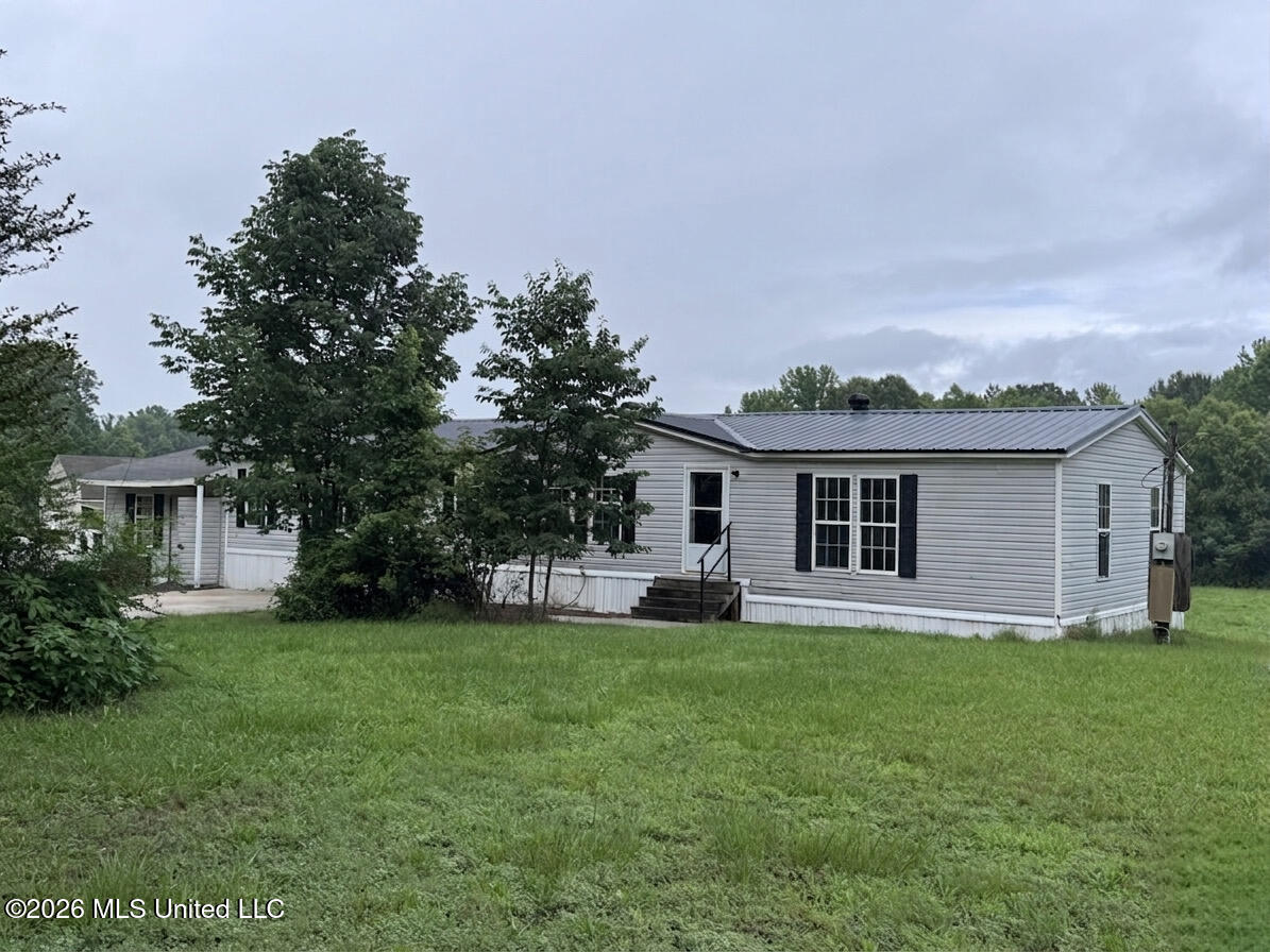 1010 Barr Road Property Photo 1