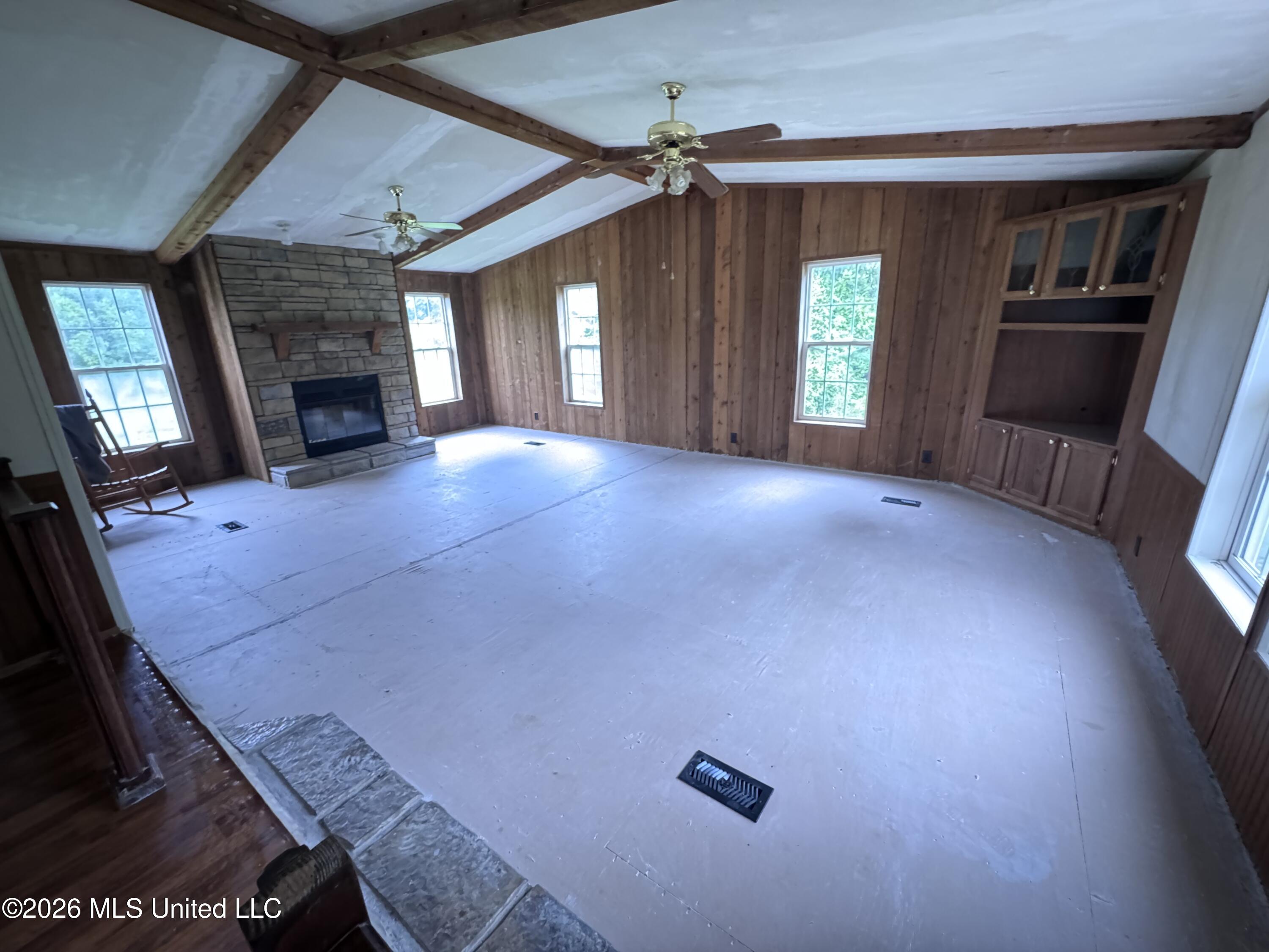 1010 Barr Road Property Photo 3
