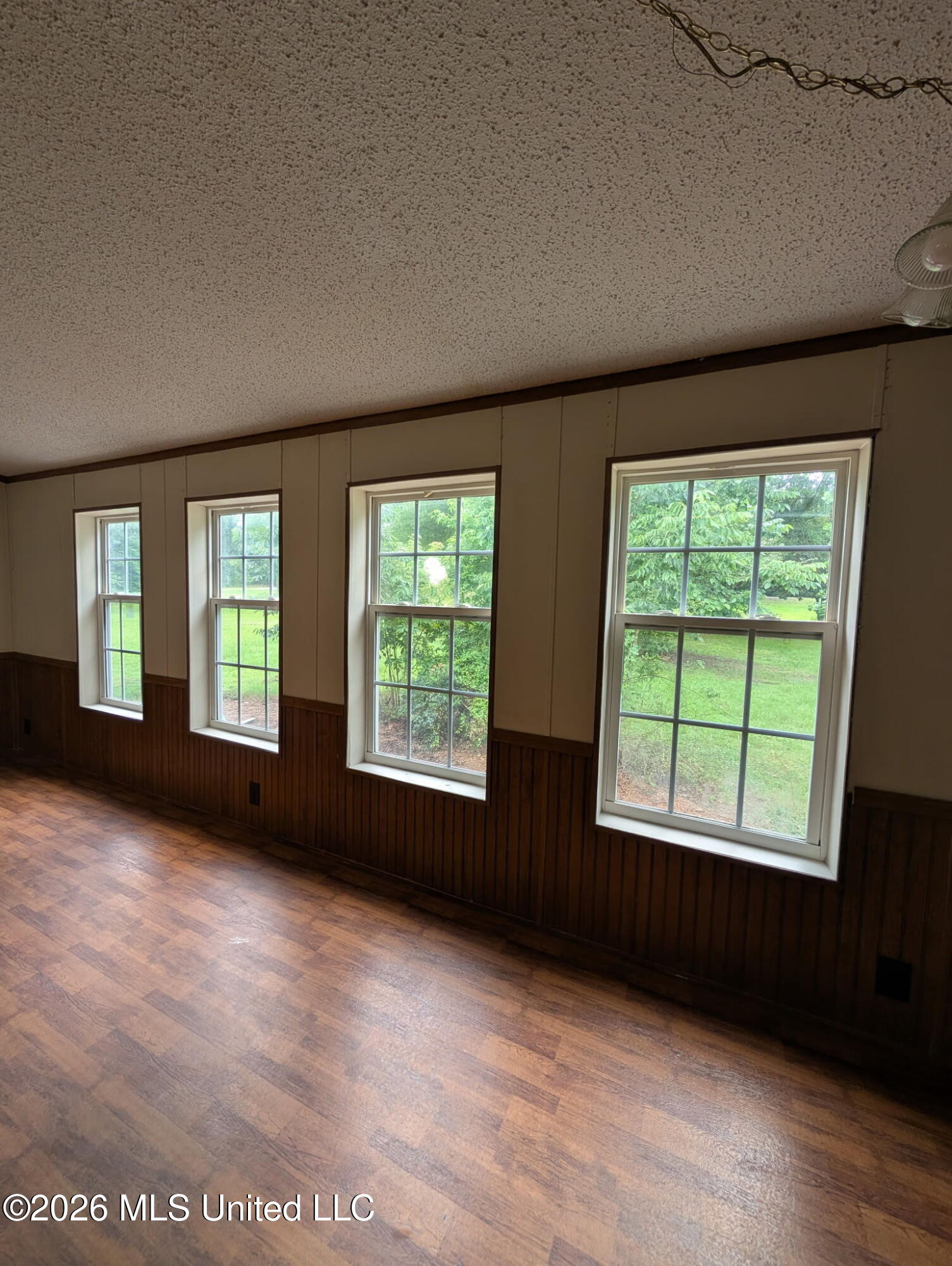 1010 Barr Road Property Photo 6