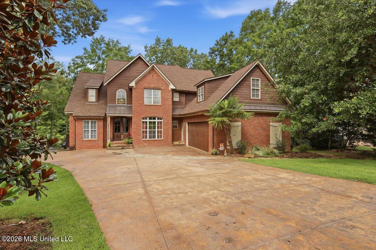 1109 Foxpoint Property Photo 1