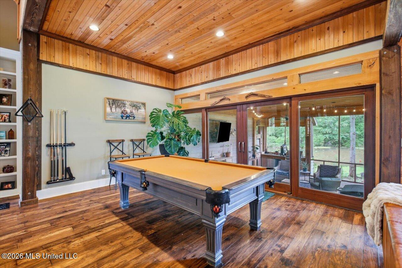 1109 Foxpoint Property Photo 21