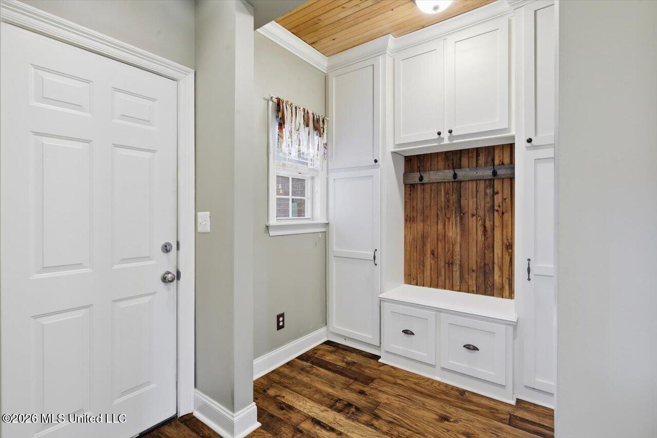 1109 Foxpoint Property Photo 23