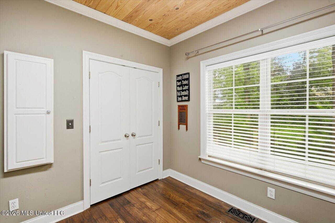 1109 Foxpoint Property Photo 25
