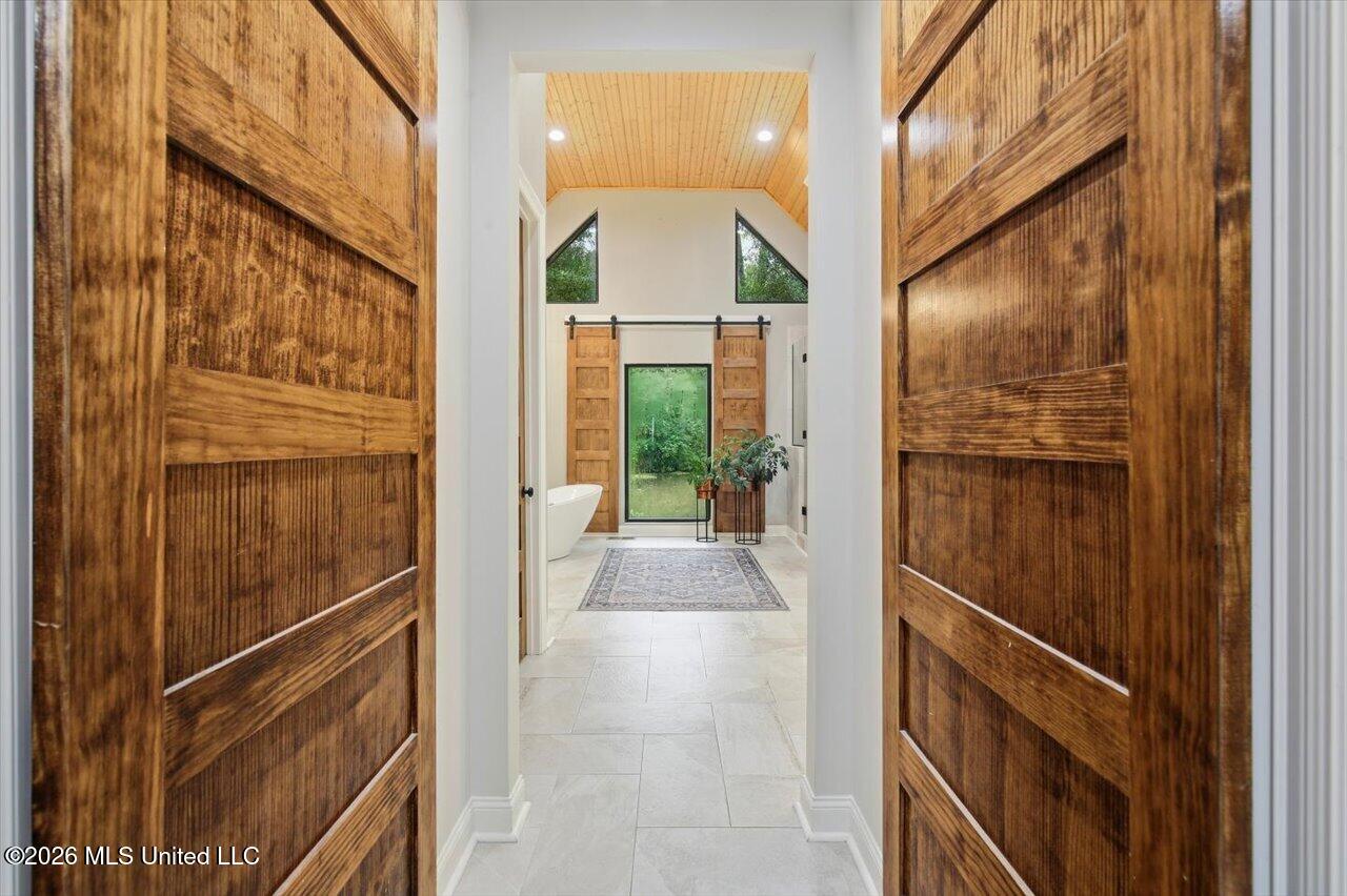 1109 Foxpoint Property Photo 35