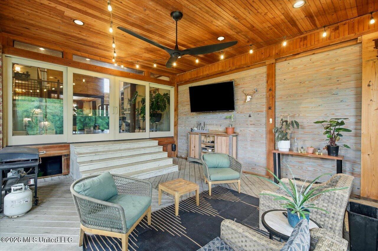 1109 Foxpoint Property Photo 54