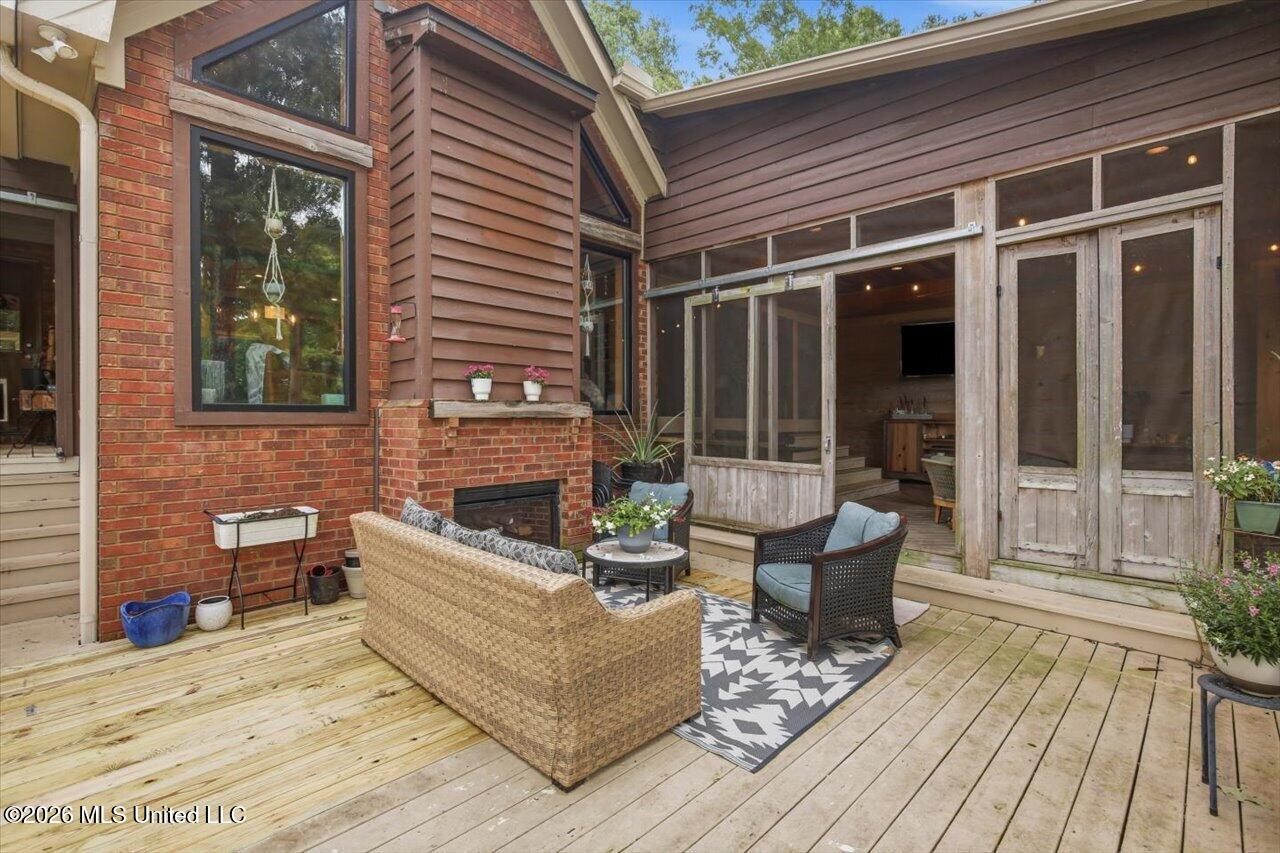 1109 Foxpoint Property Photo 57