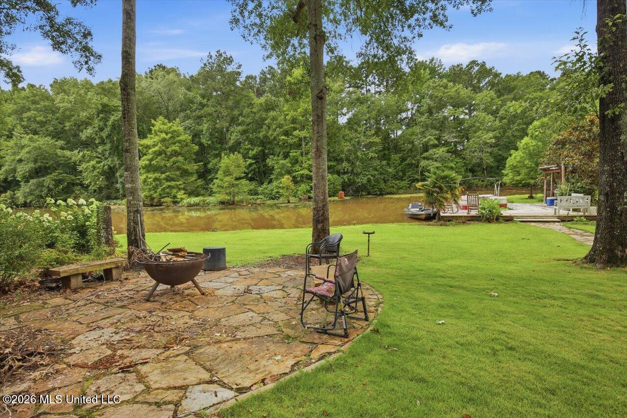 1109 Foxpoint Property Photo 63