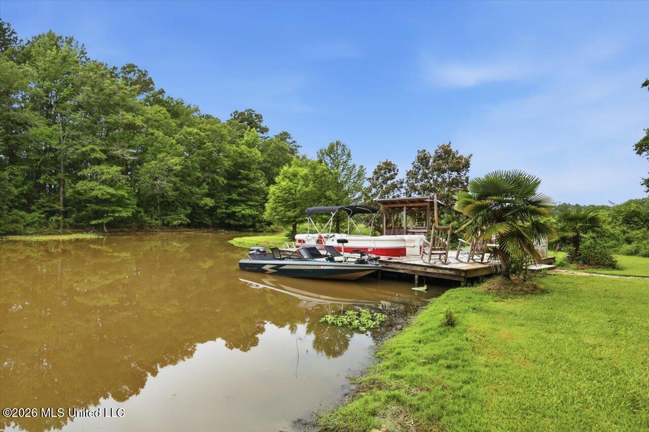 1109 Foxpoint Property Photo 66