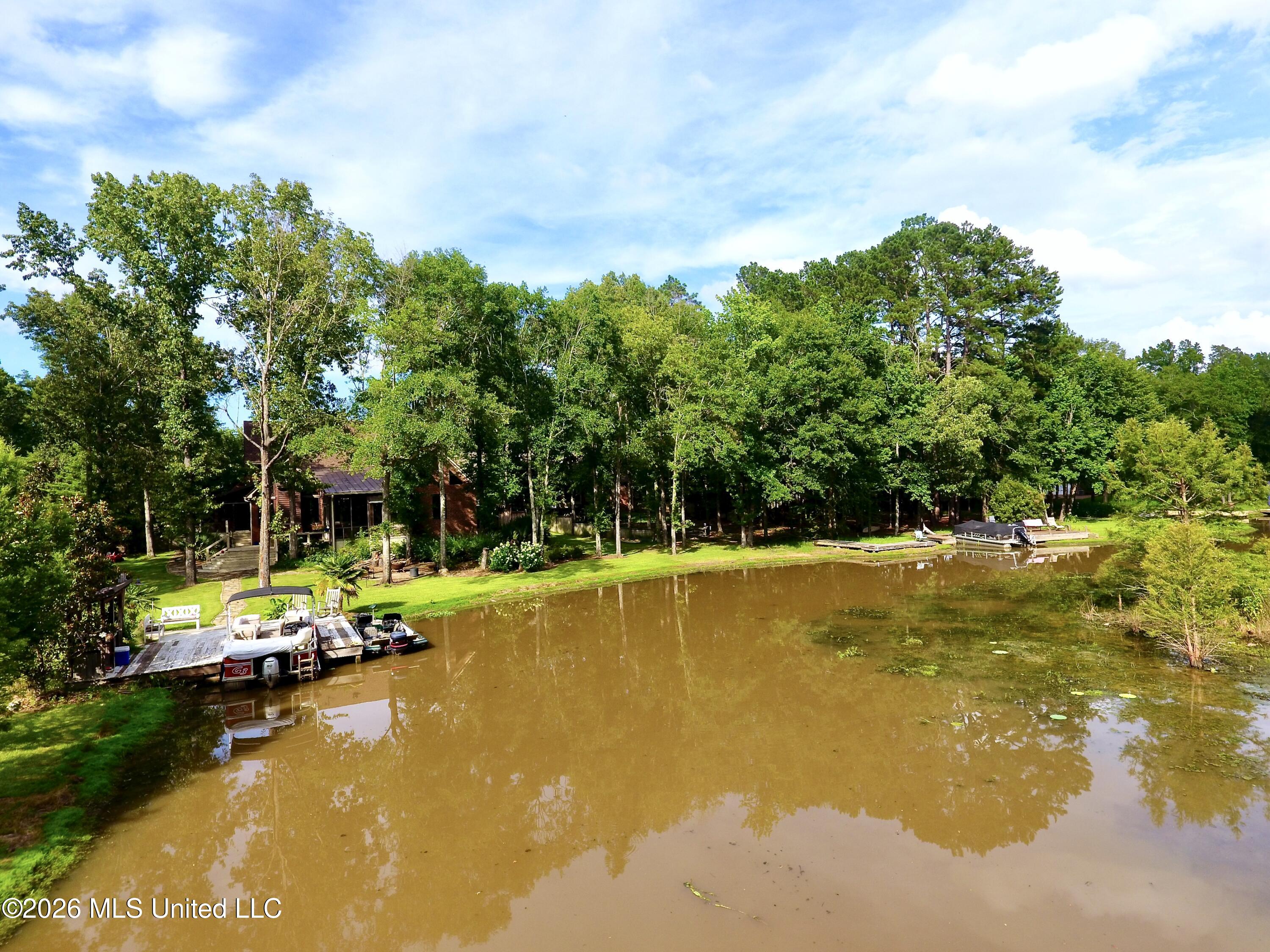 1109 Foxpoint Property Photo 74