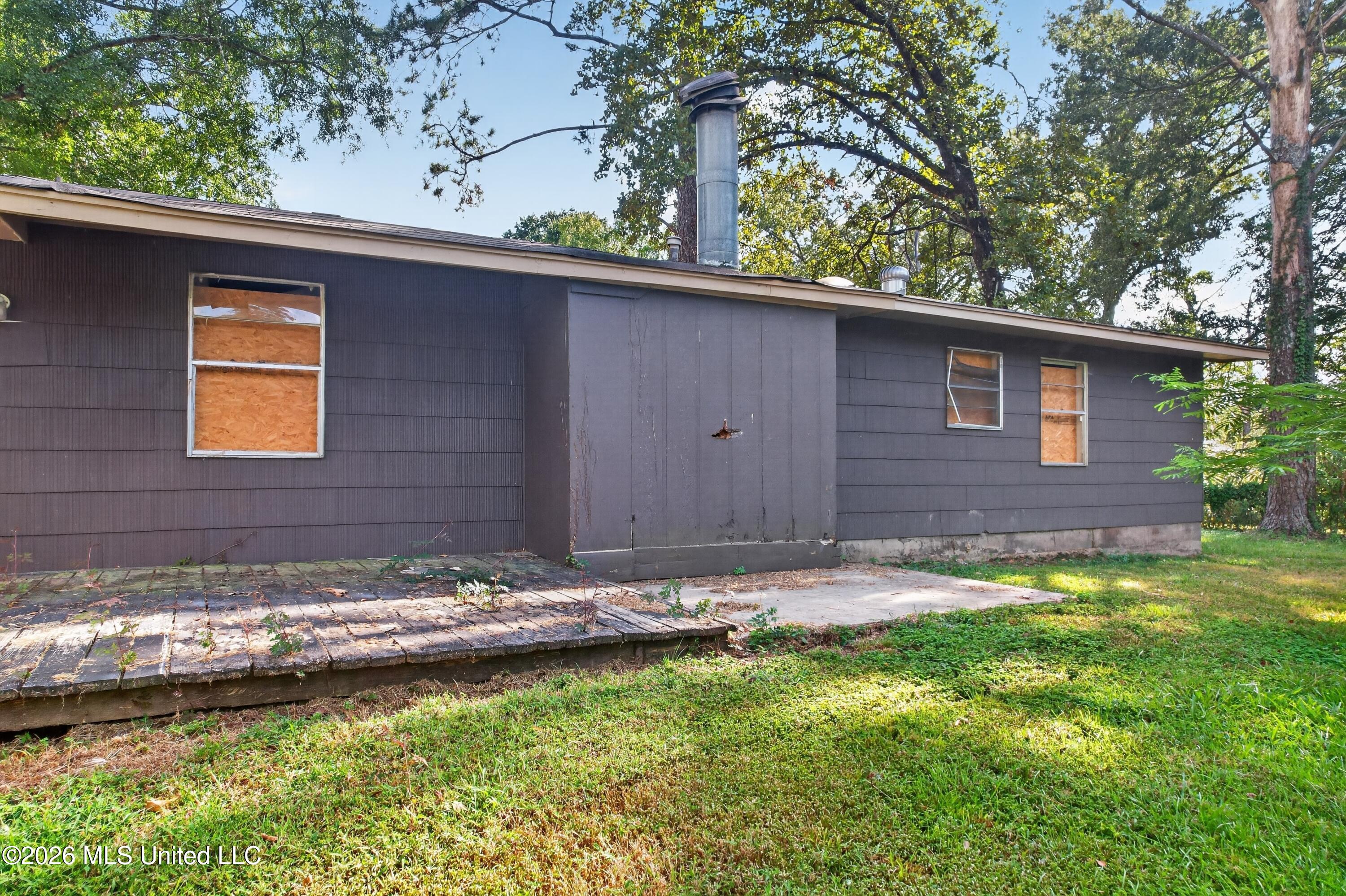 2650 Maria Terrace Property Photo 3