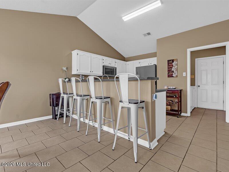 4103 Meadow Creek Drive Property Photo 7