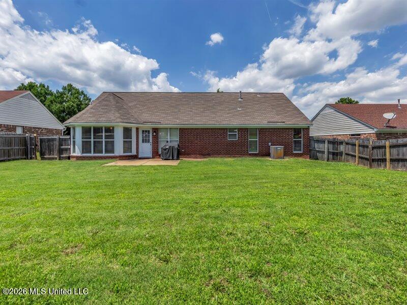 4103 Meadow Creek Drive Property Photo 17
