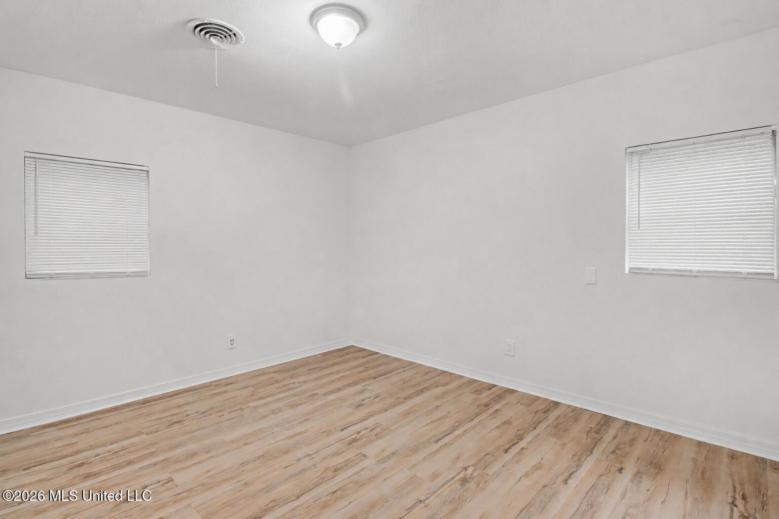 11433 Klein Road Property Photo 9