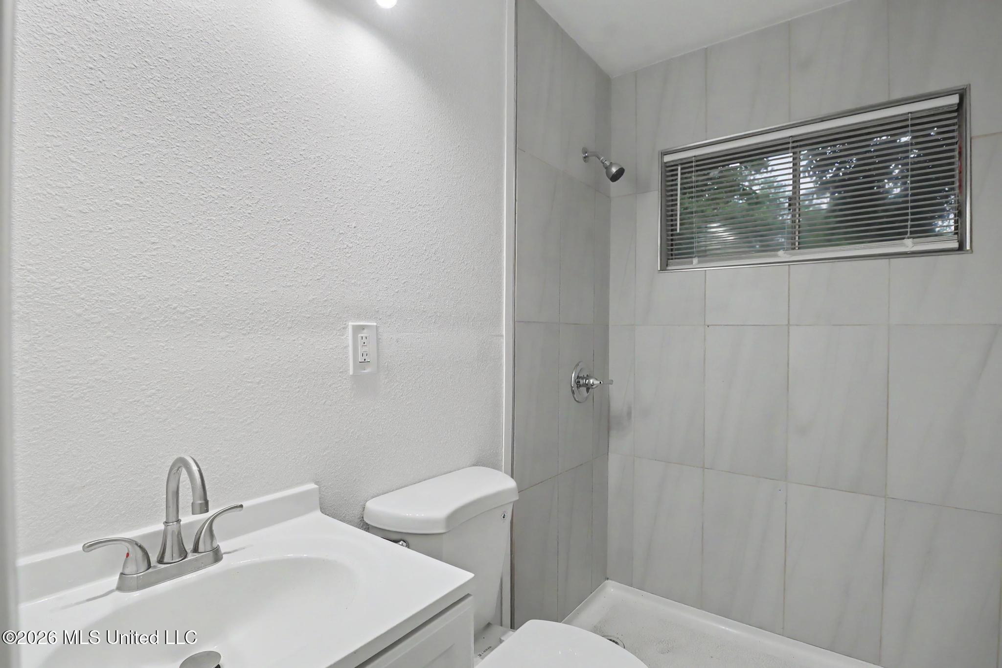 11433 Klein Road Property Photo 11