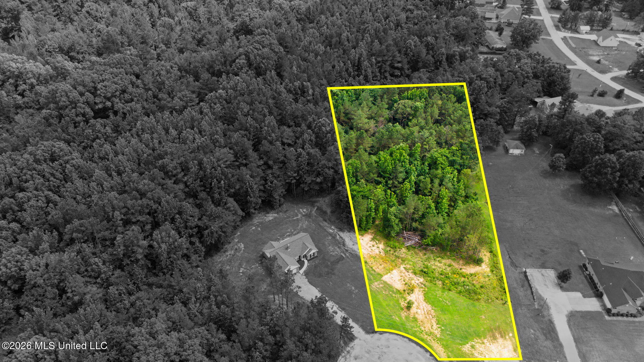 62 American Cove Property Photo 1