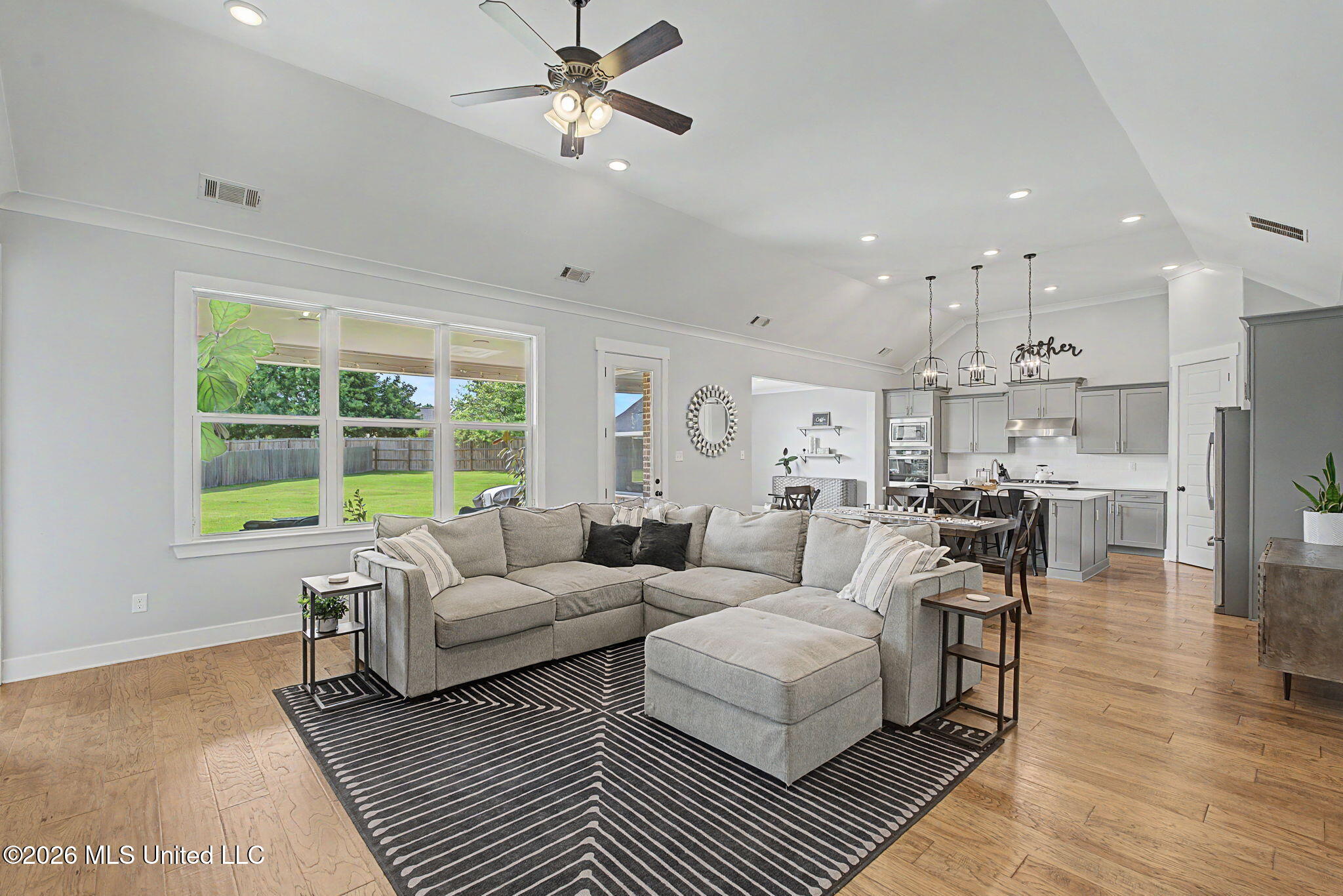 13910 Highlands Crest Loop Property Photo 17