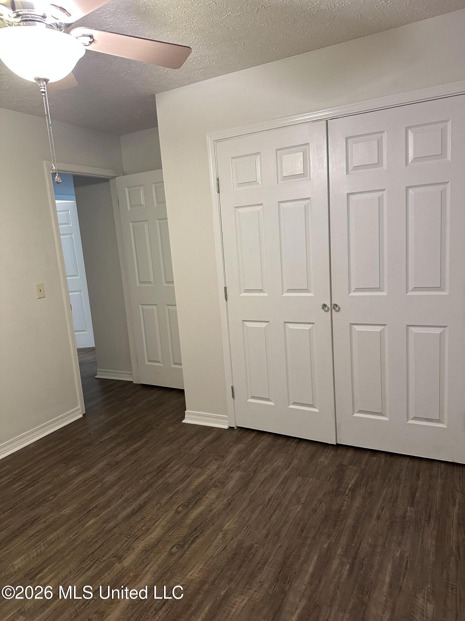 517 E Olympic Drive Property Photo 19