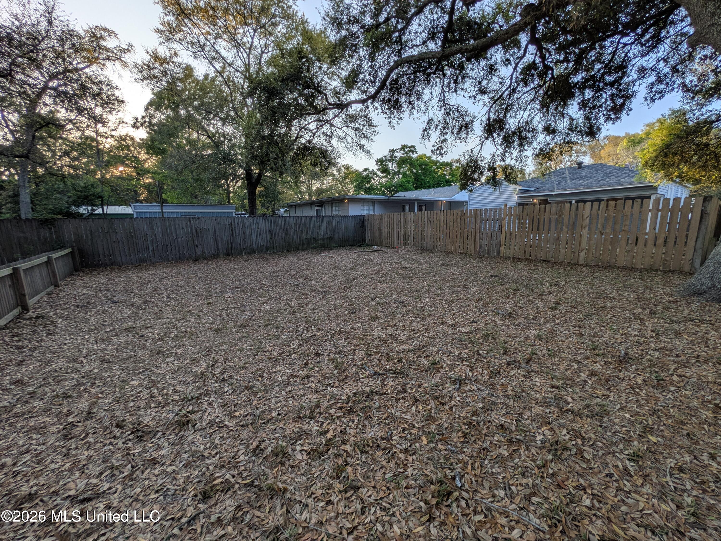 1253 24th Street Property Photo 20