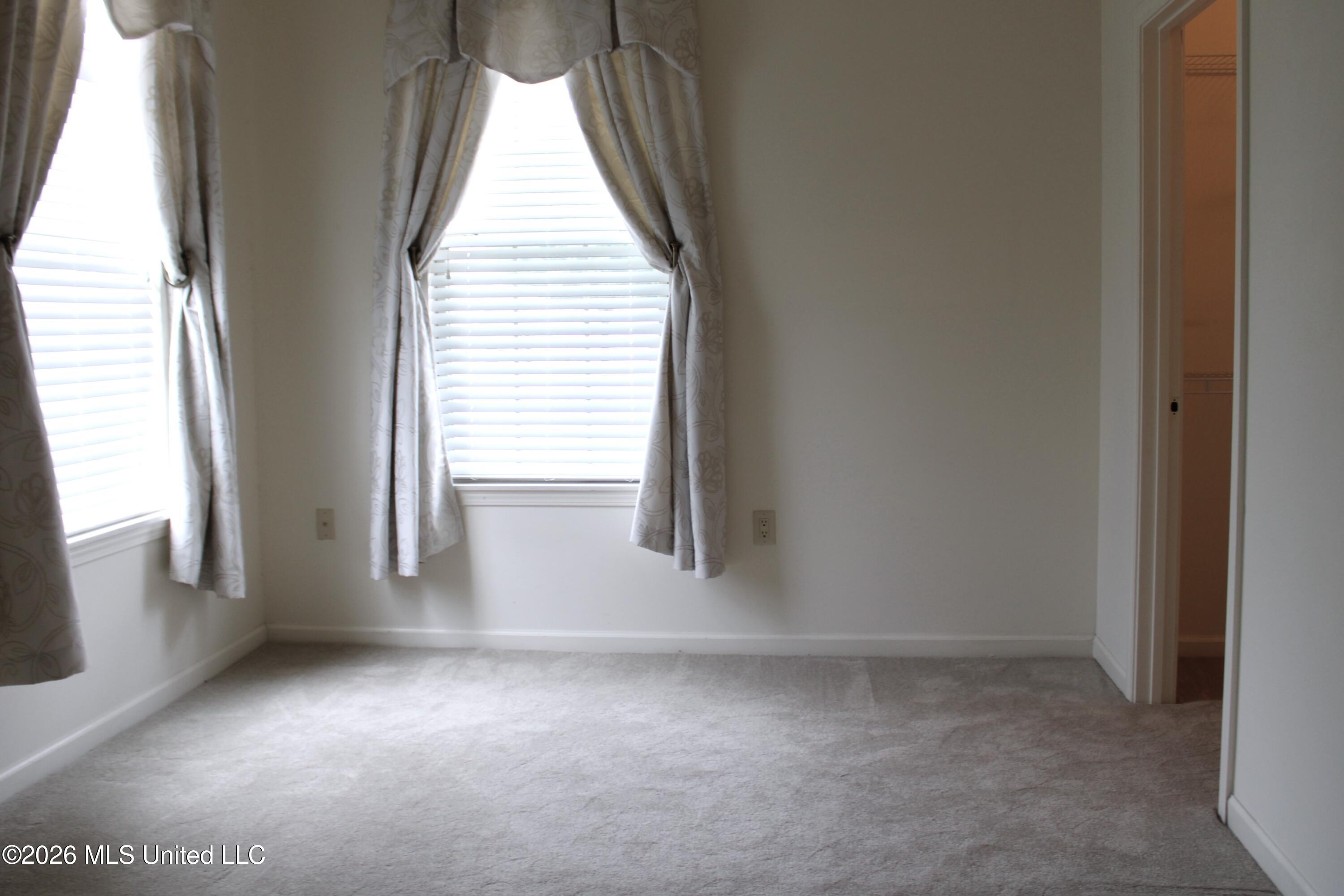 8817 Parkview Oaks Circle Property Photo 23
