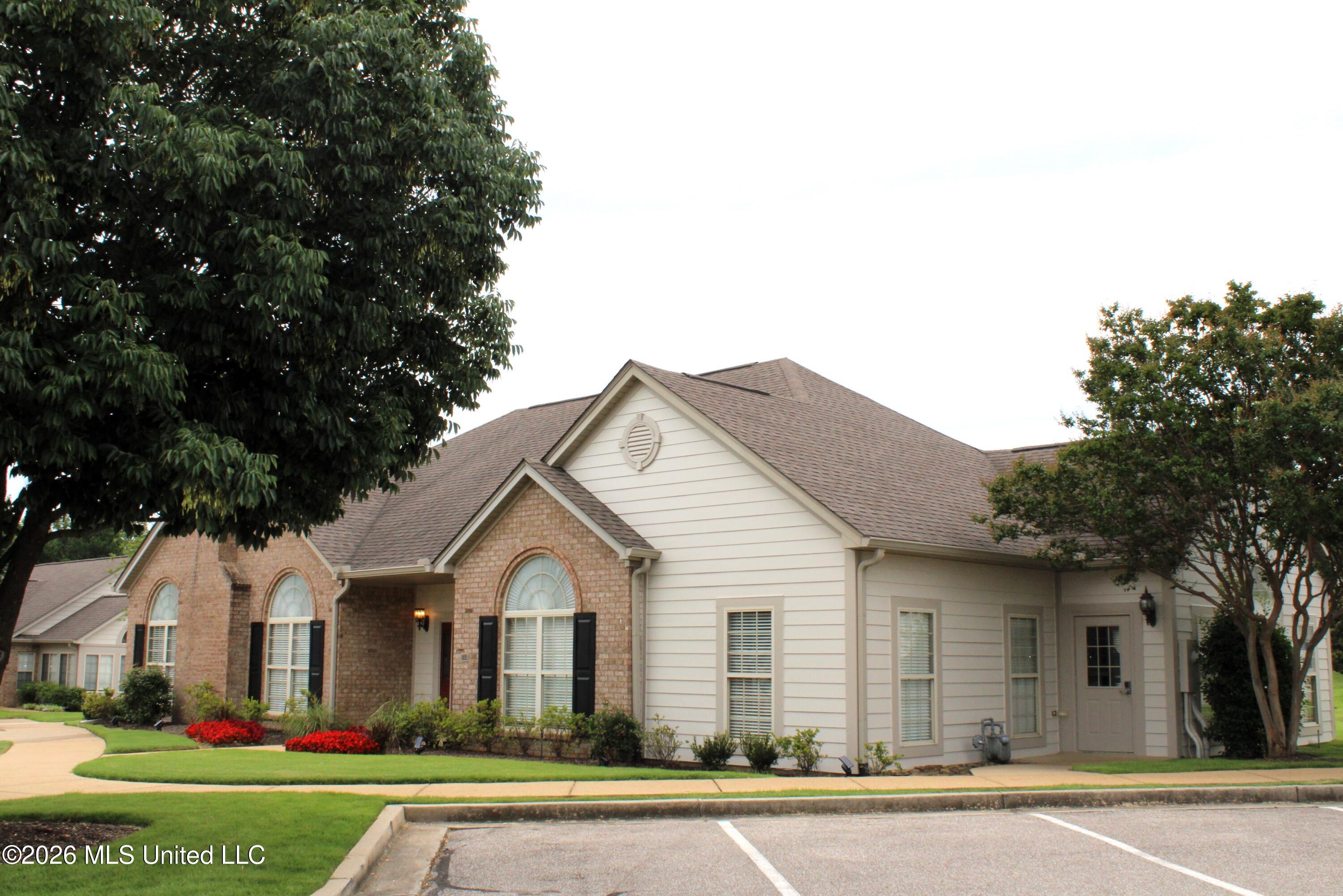8817 Parkview Oaks Circle Property Photo 32