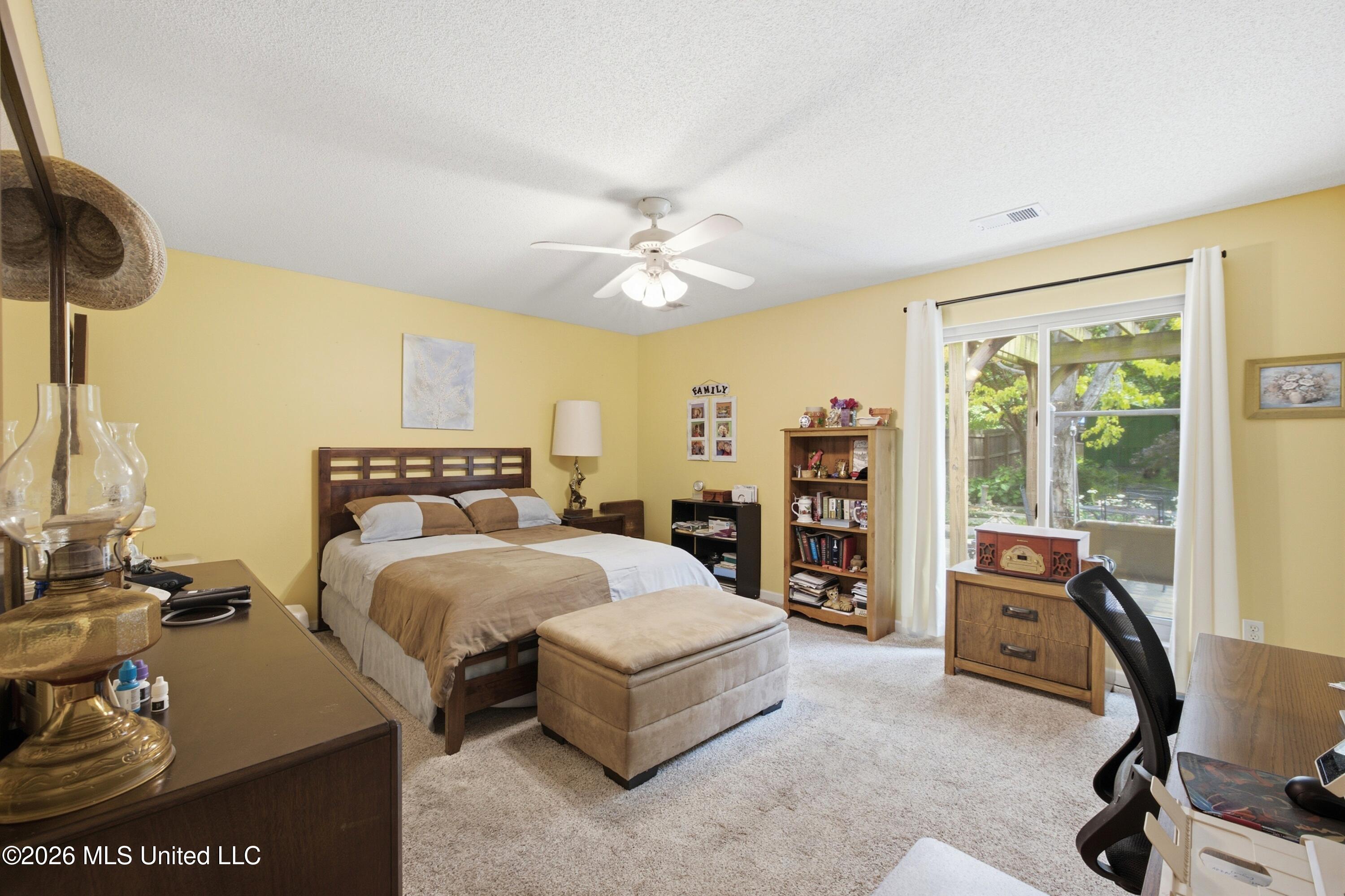907 Mcgowan Drive Property Photo 16