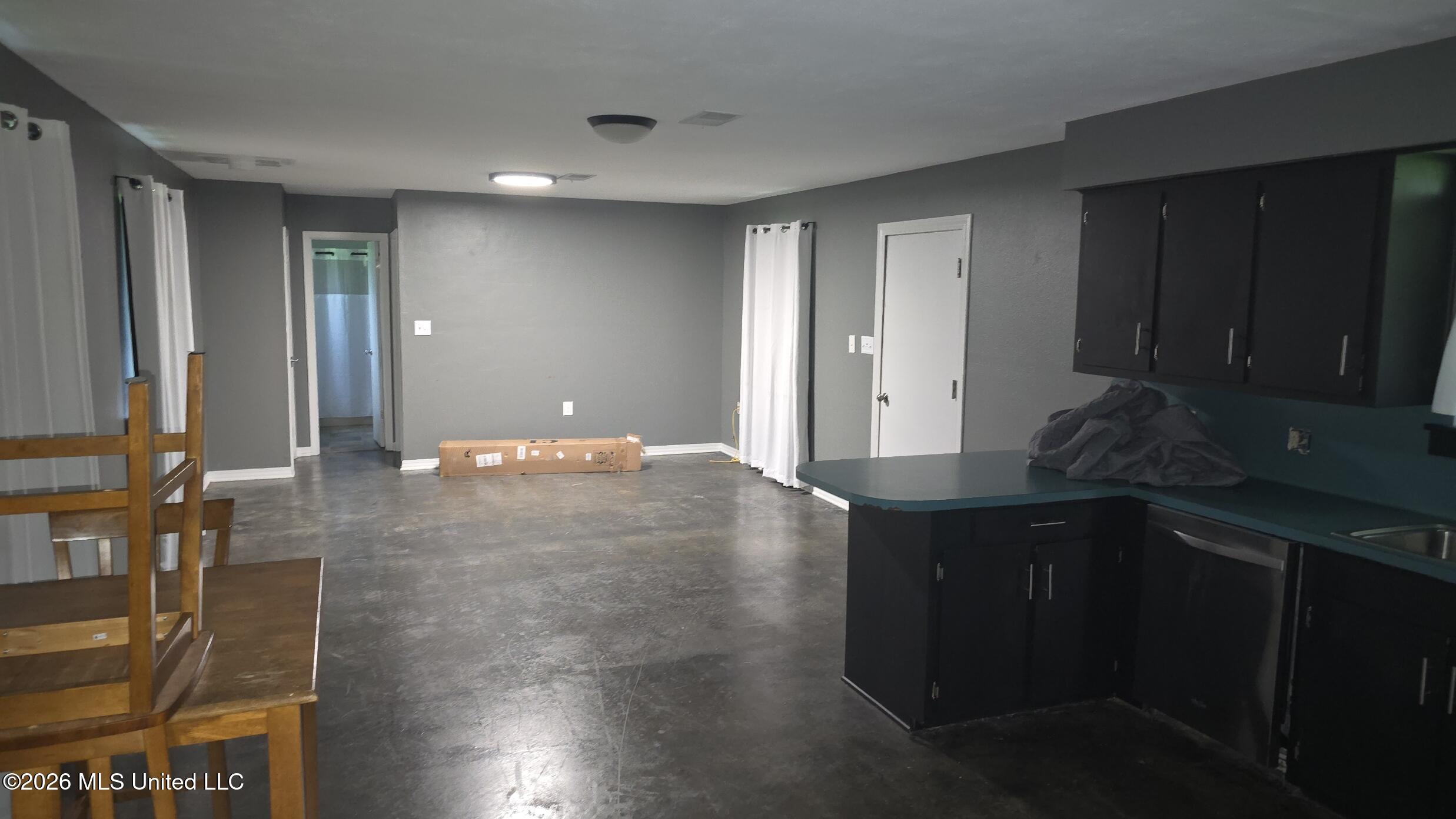 440 Berrytown Circle Property Photo 23