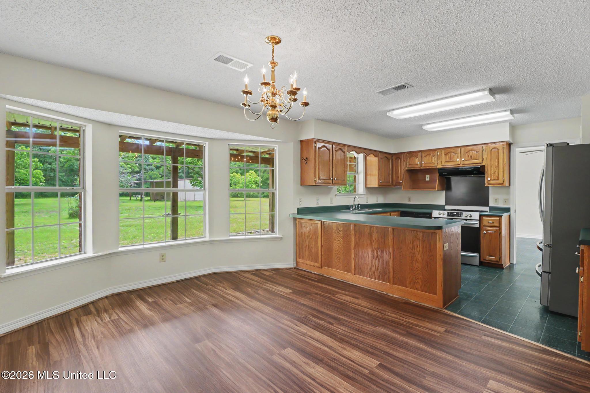 256 Morgan Seal Road Property Photo 5